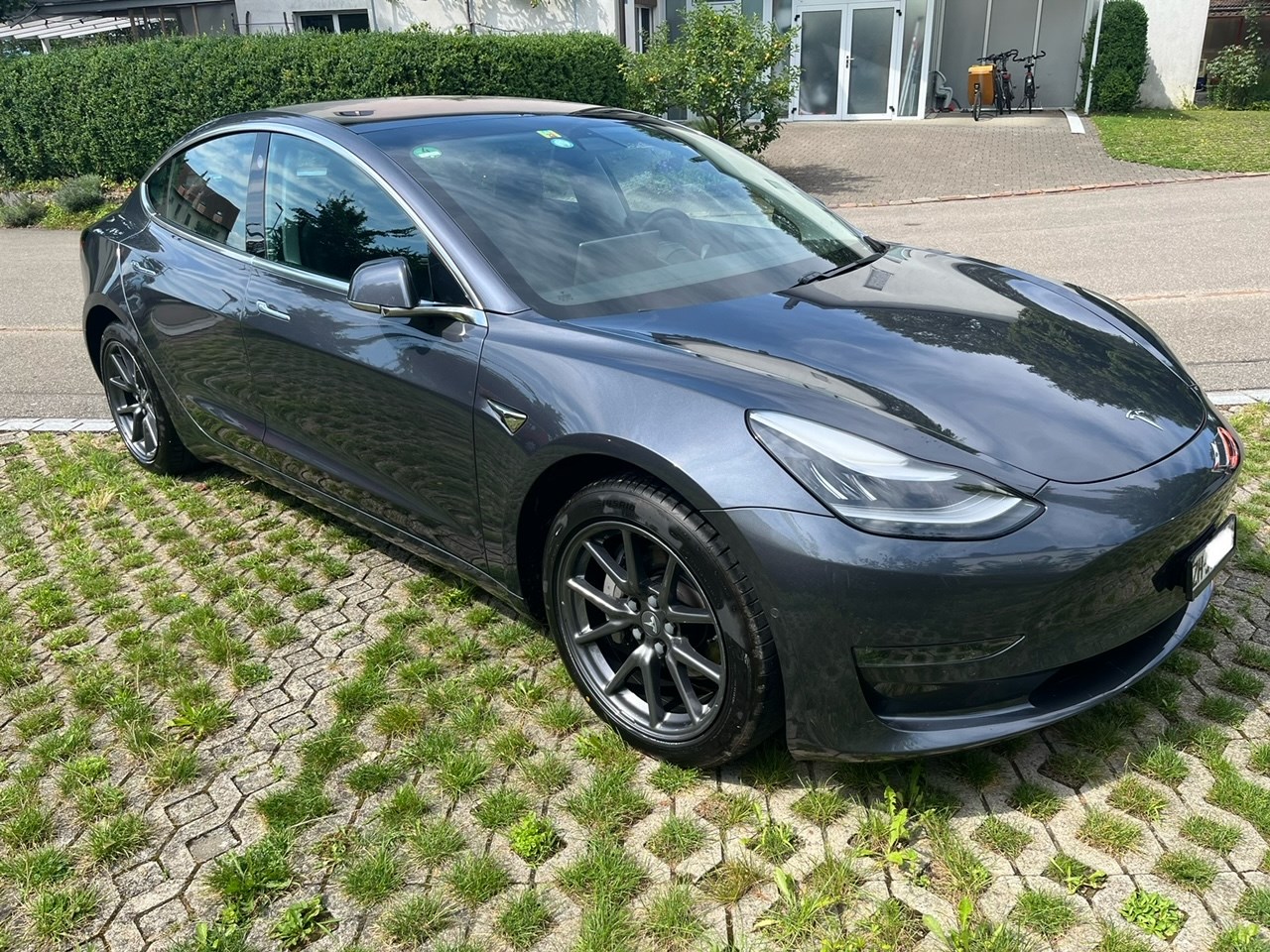 TESLA Model 3 Long Range Dual Motor AWD