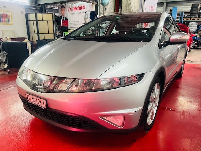 HONDA Civic 1.8i Sport