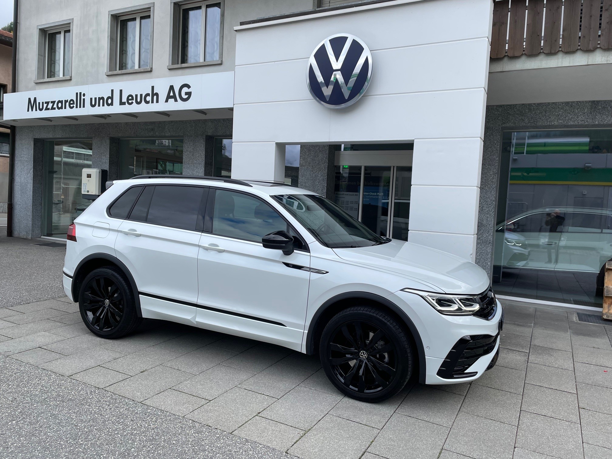 VW Tiguan 2.0TSI R-Line 4Motion DSG