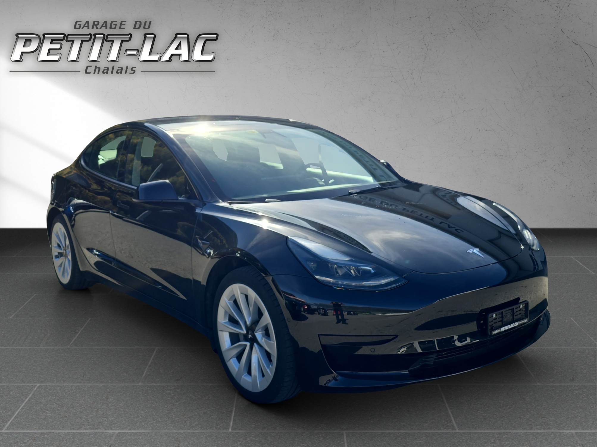 TESLA Model 3