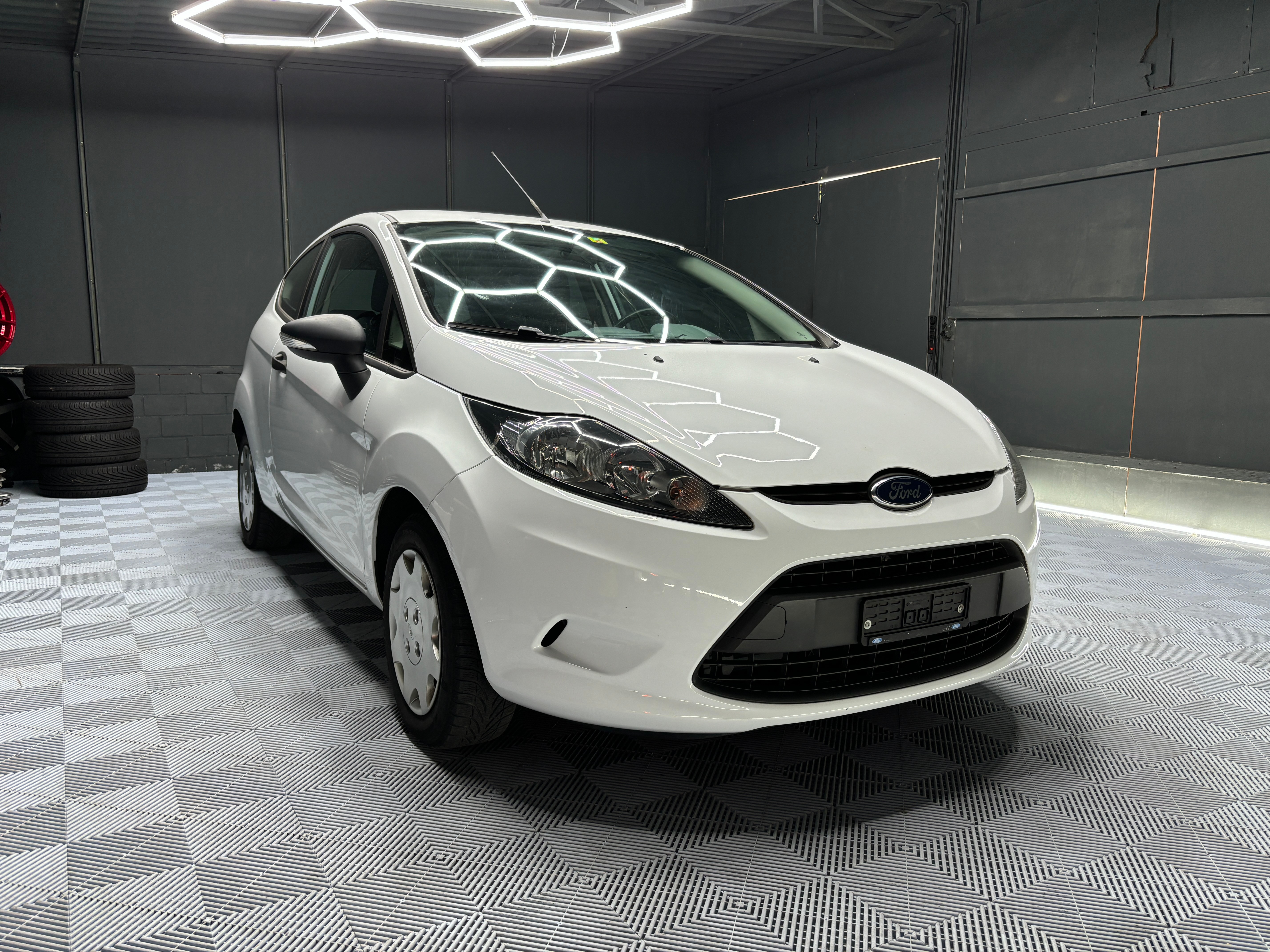 FORD Fiesta 1.25 16V Ambiente