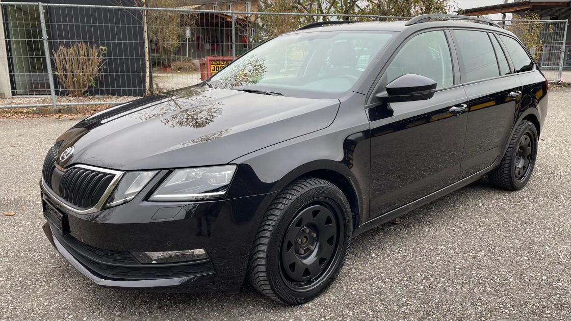 SKODA Octavia Combi 2.0 TDI Clever 4x4