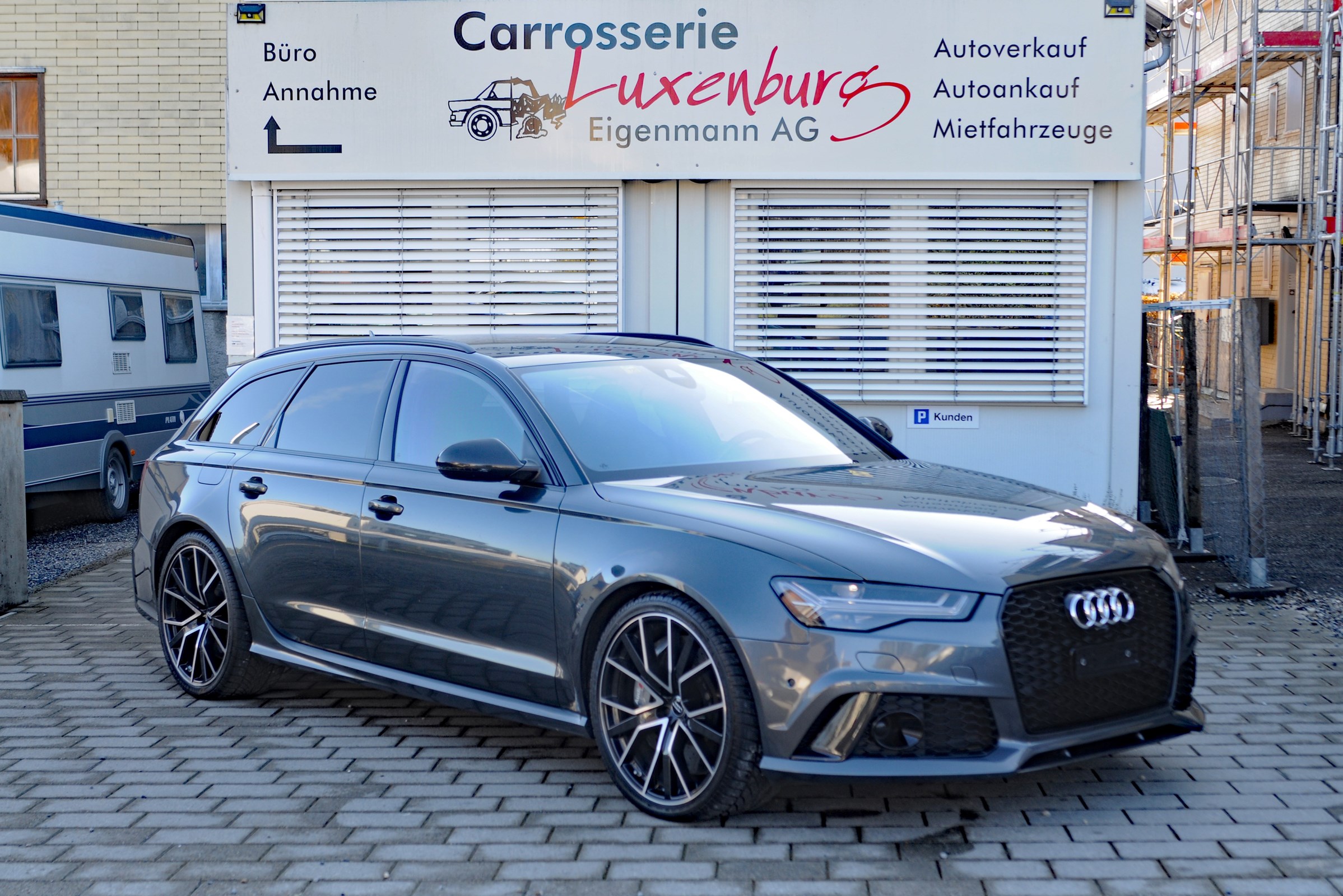 AUDI RS6 Plus Avant 4.0 TFSI V8 performance quattro