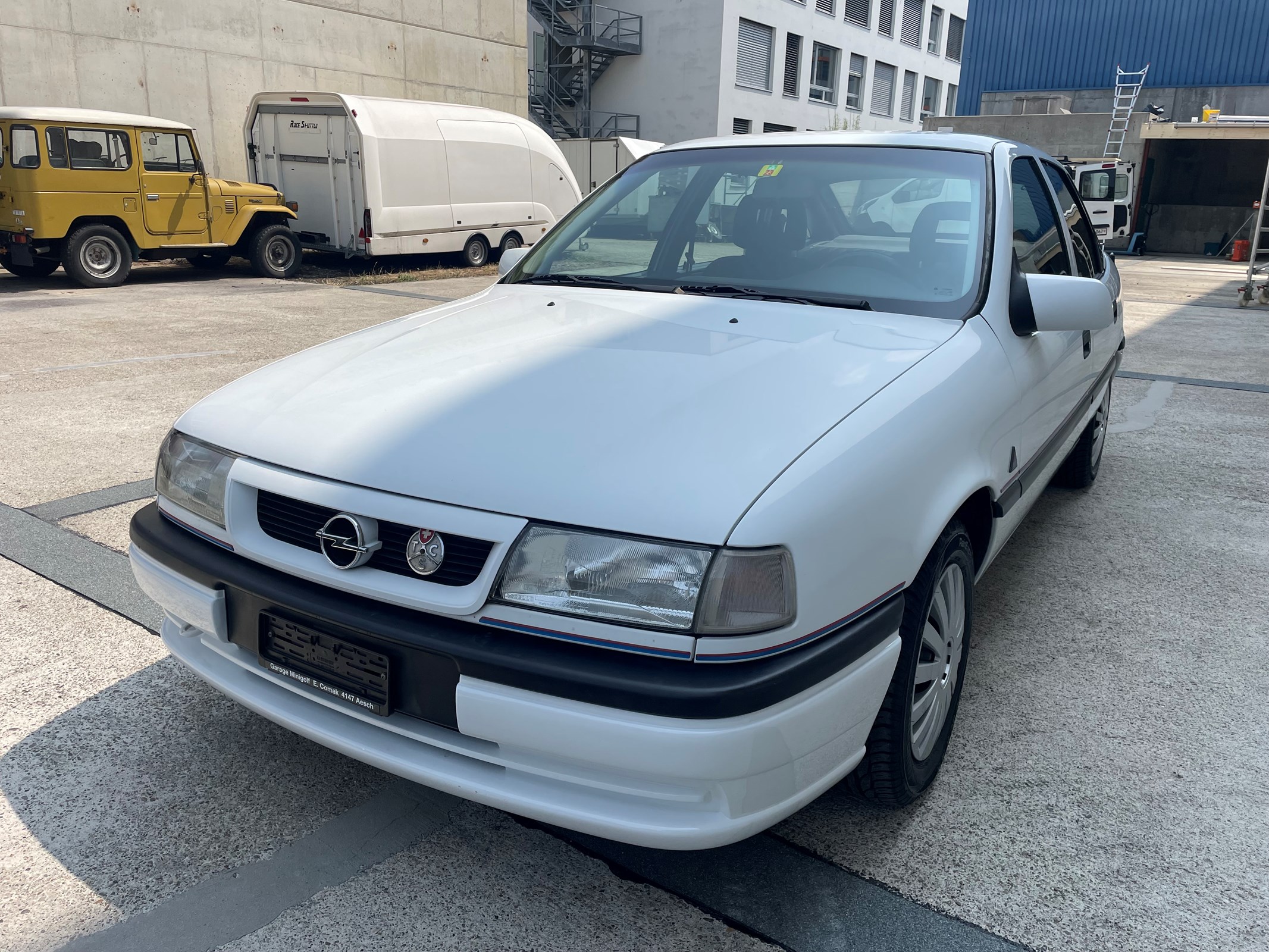 OPEL Vectra 2.0i CD