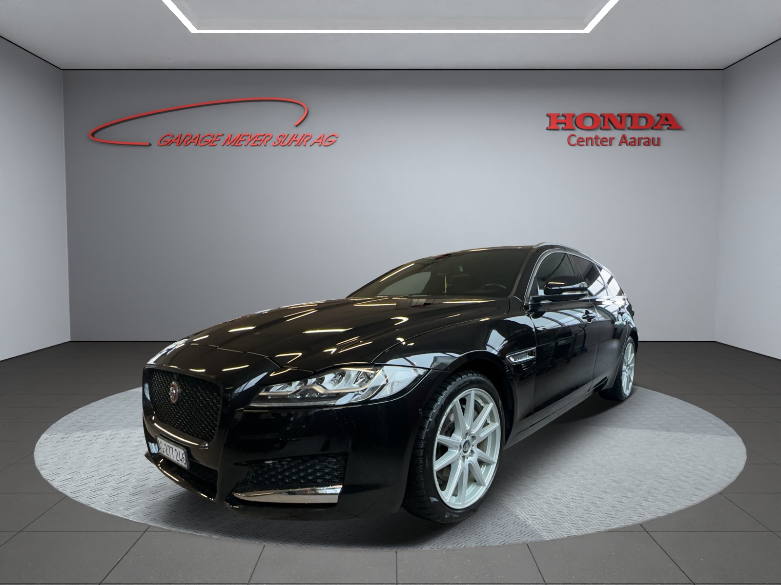 JAGUAR XF 25d Portfolio AWD