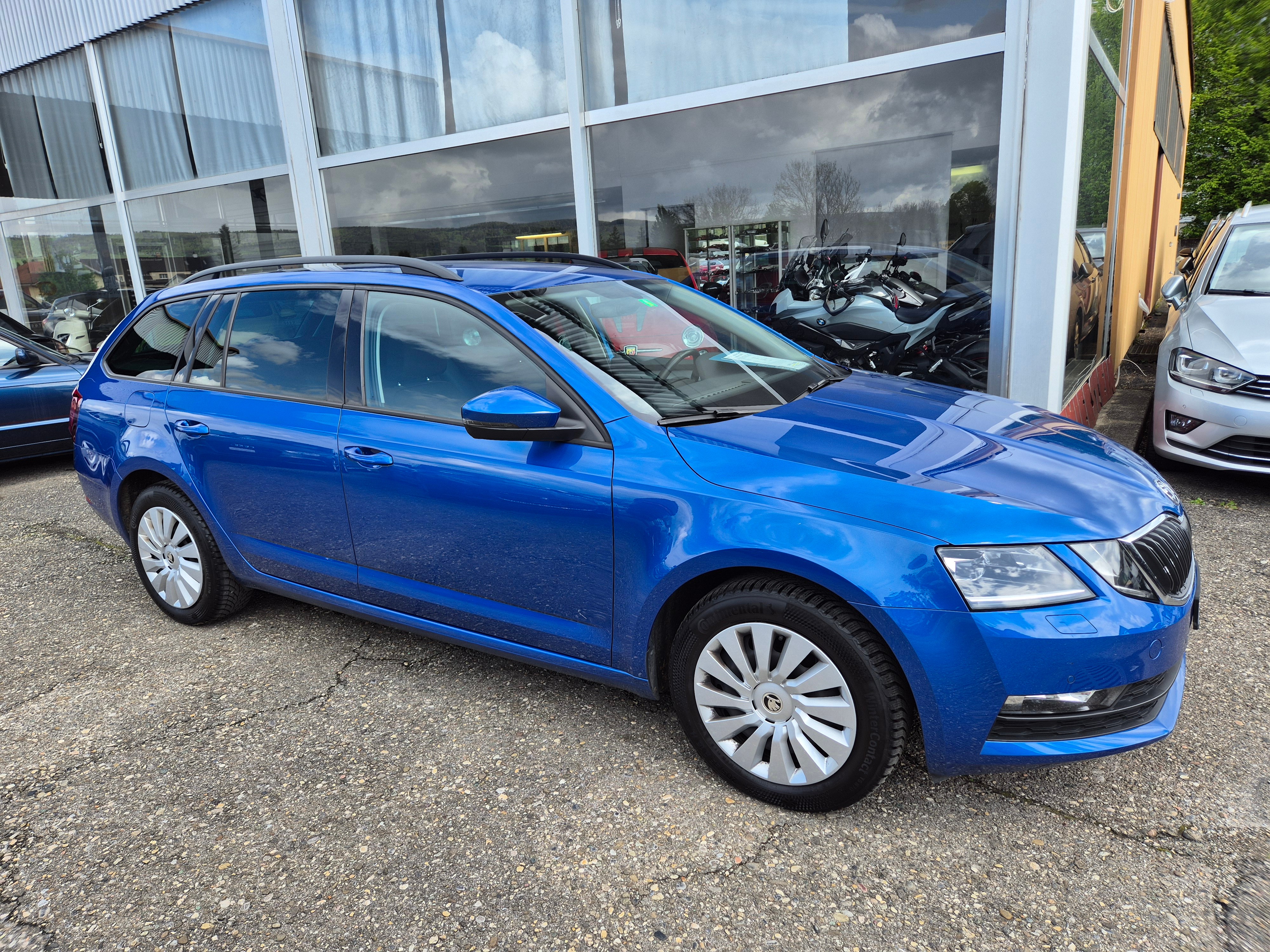 SKODA Octavia Combi 1.6 TDI Ambition DSG