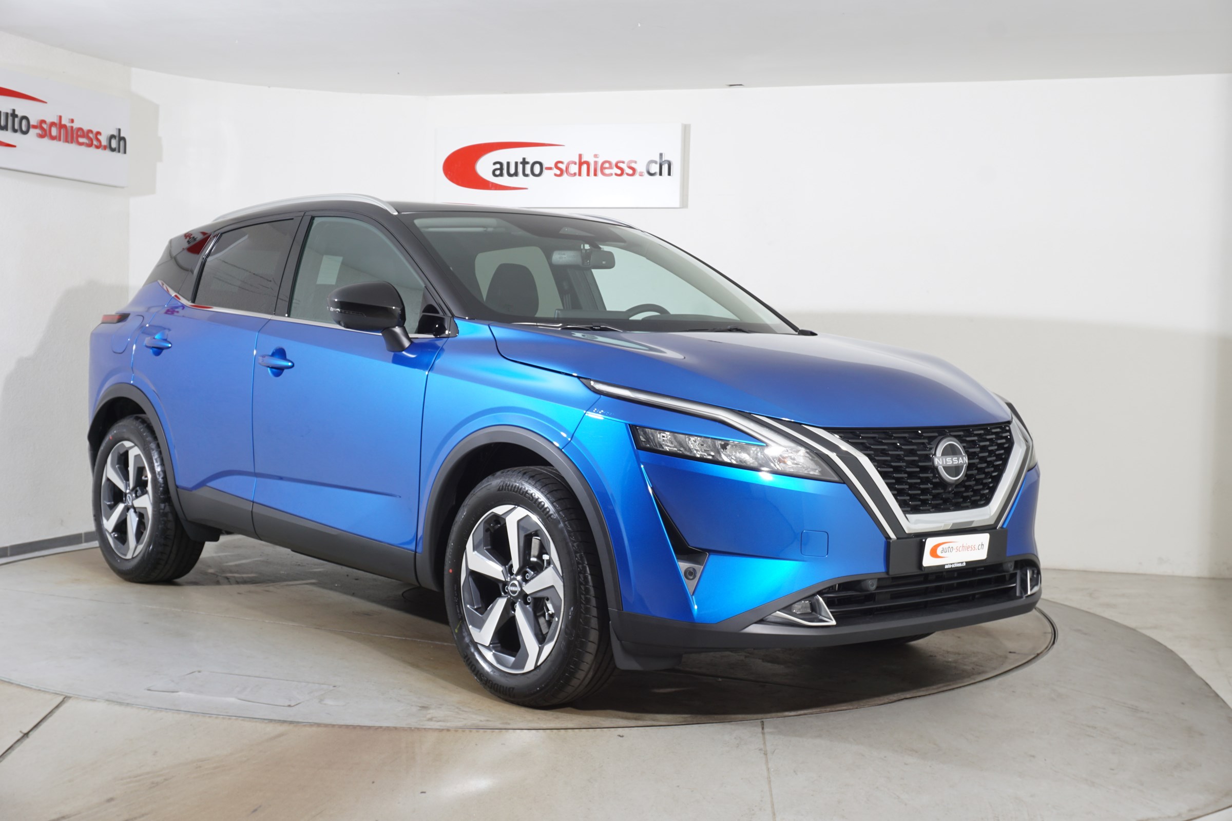 NISSAN QASHQAI 1.3 DIG-T MHEV N-Connecta Xtronic 4x4 Bi-Color