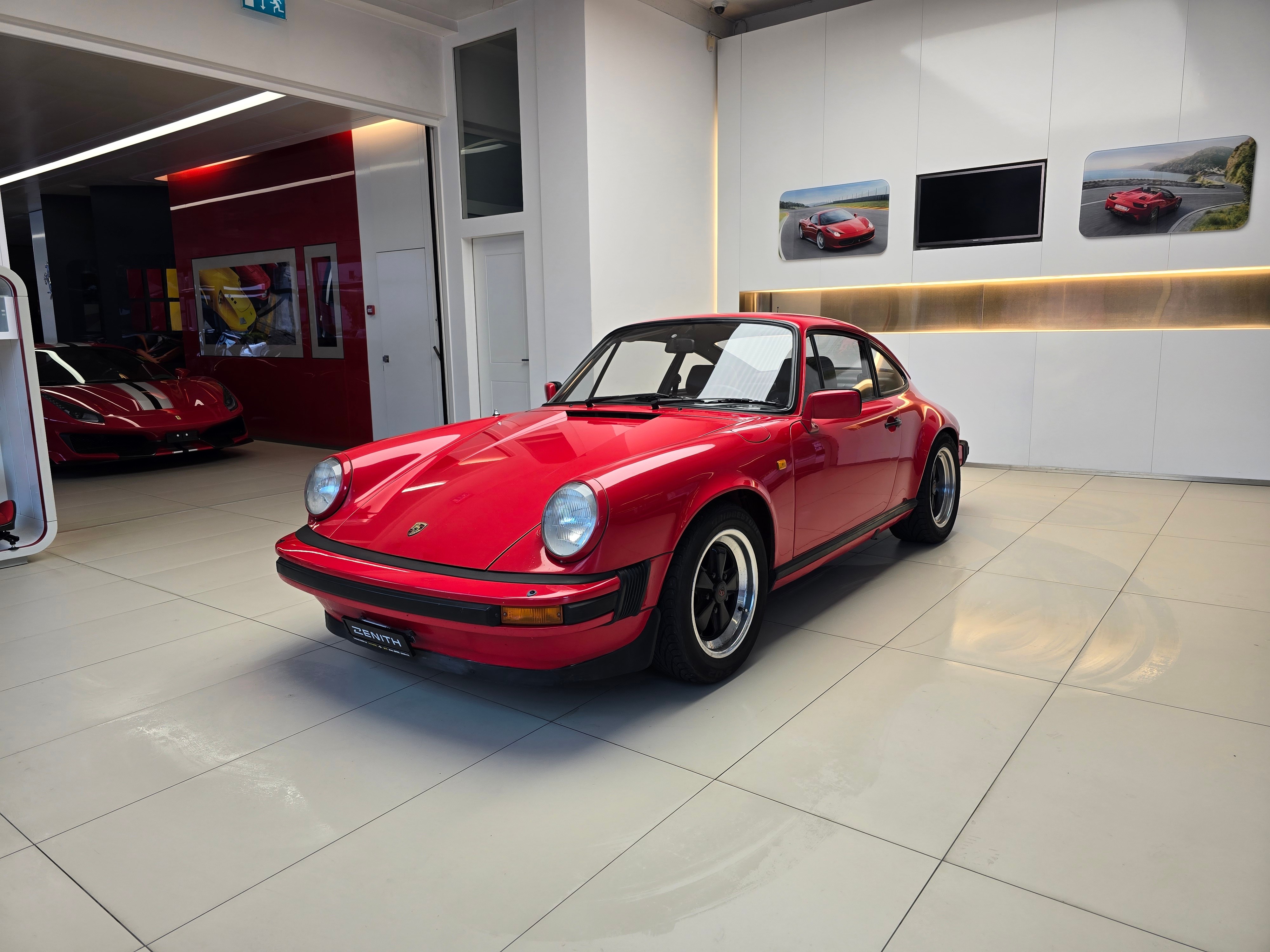 PORSCHE 911 SC 3.0 - Vétéran