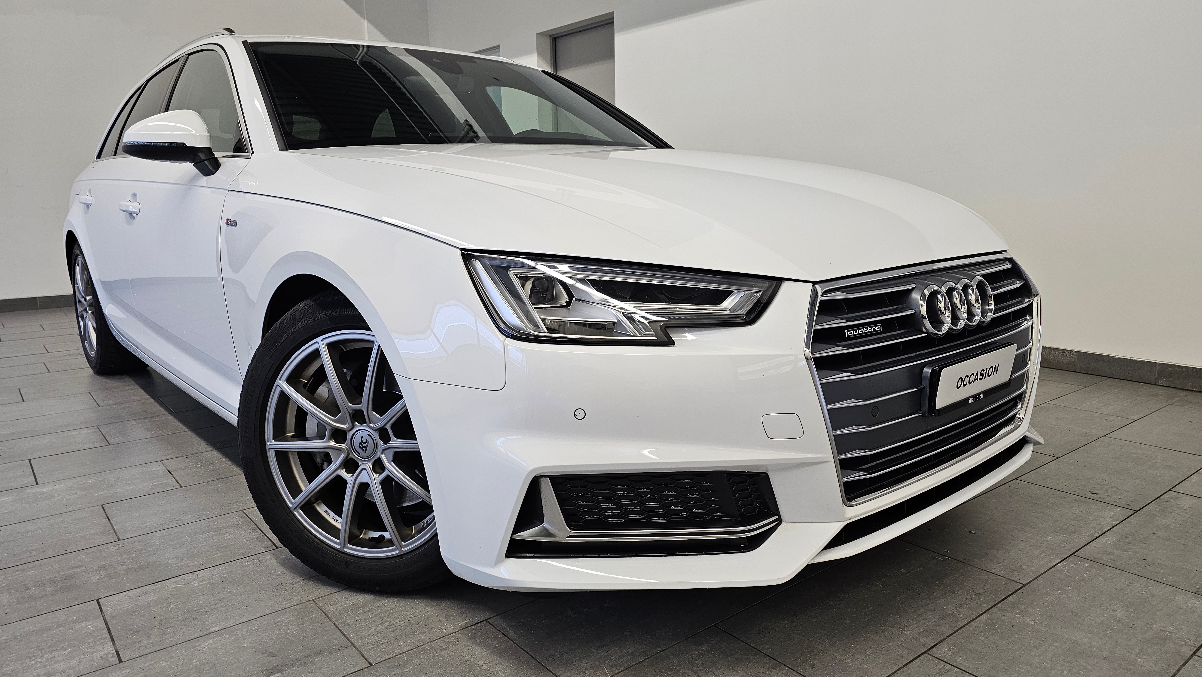 AUDI A4 Avant 40 TDI Sport quattro S-tronic