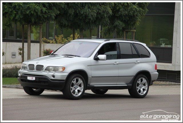 BMW X5 4.4i