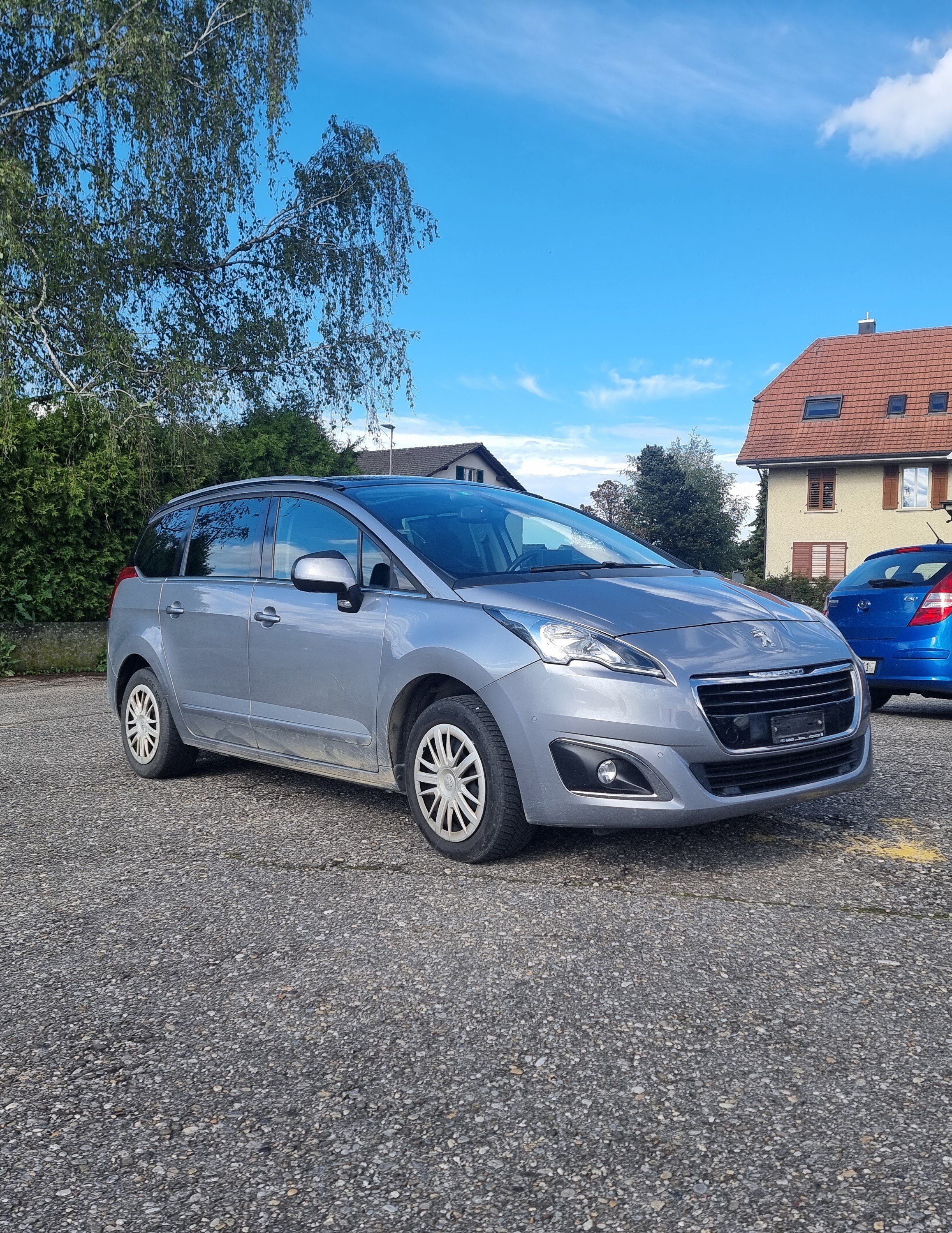 PEUGEOT 5008 2.0 HDI Swiss Edition Automatic