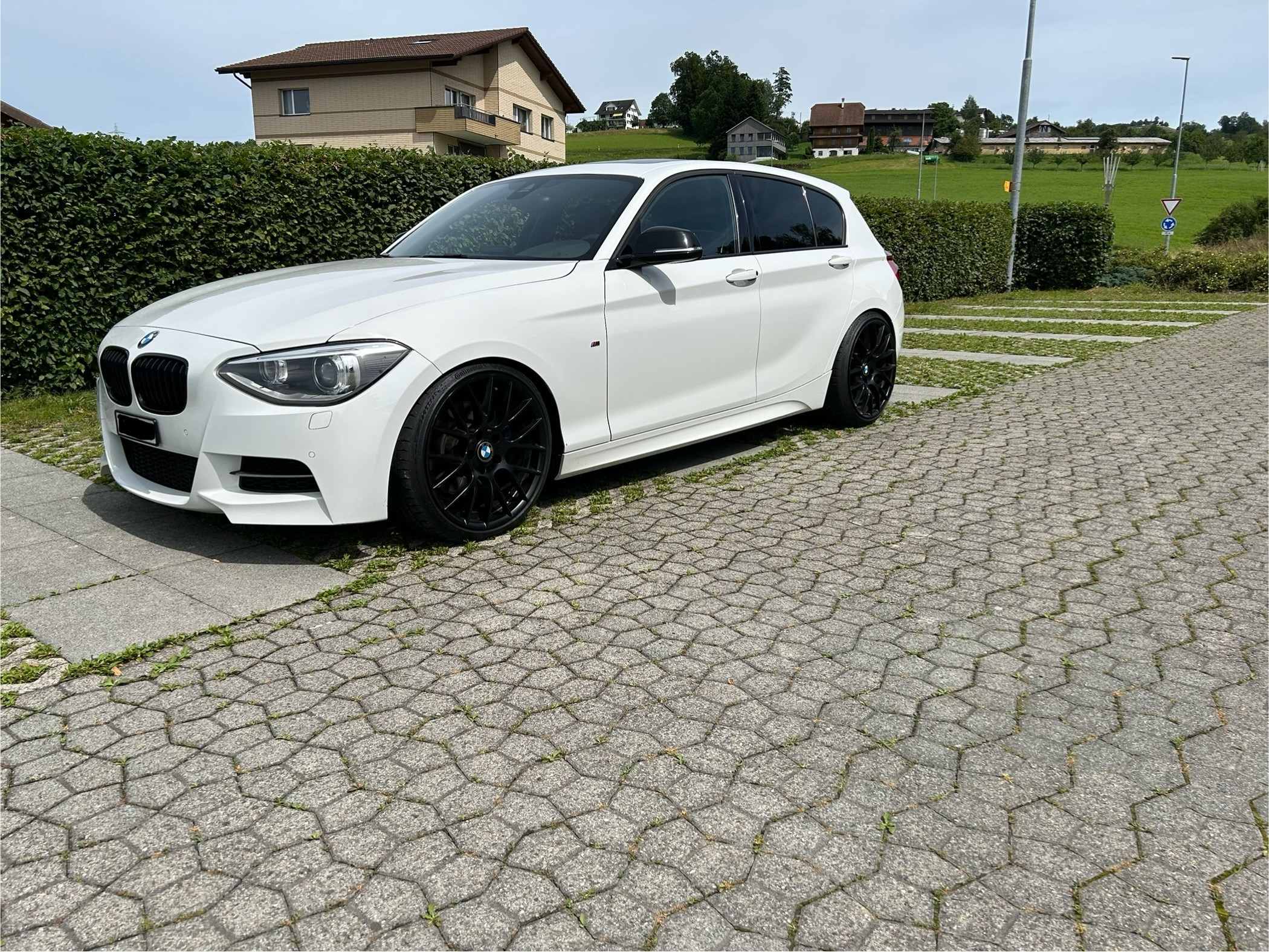 BMW M135i xDrive Steptronic