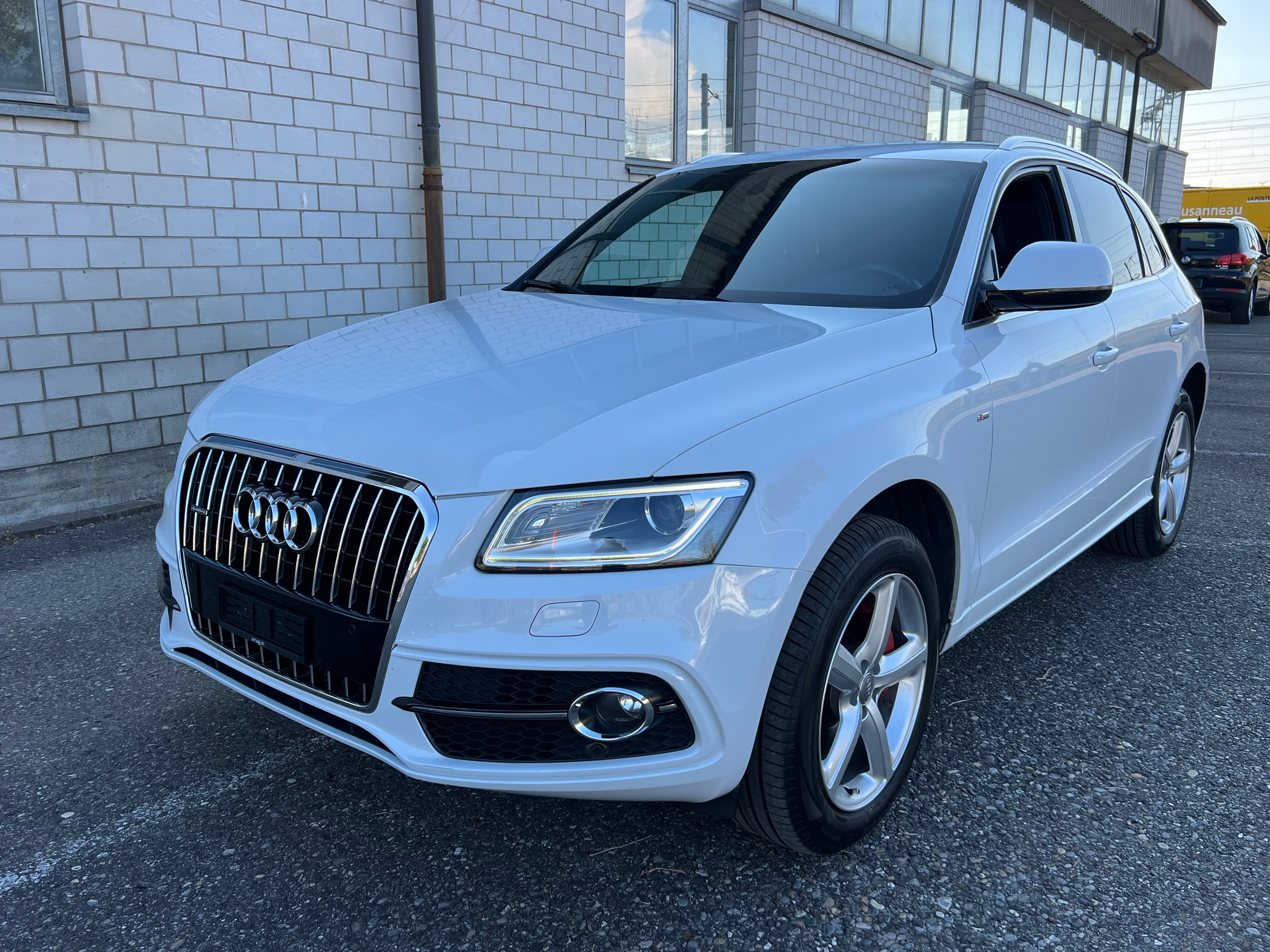 AUDI Q5 3.0 TDI clean quattro S-tronic