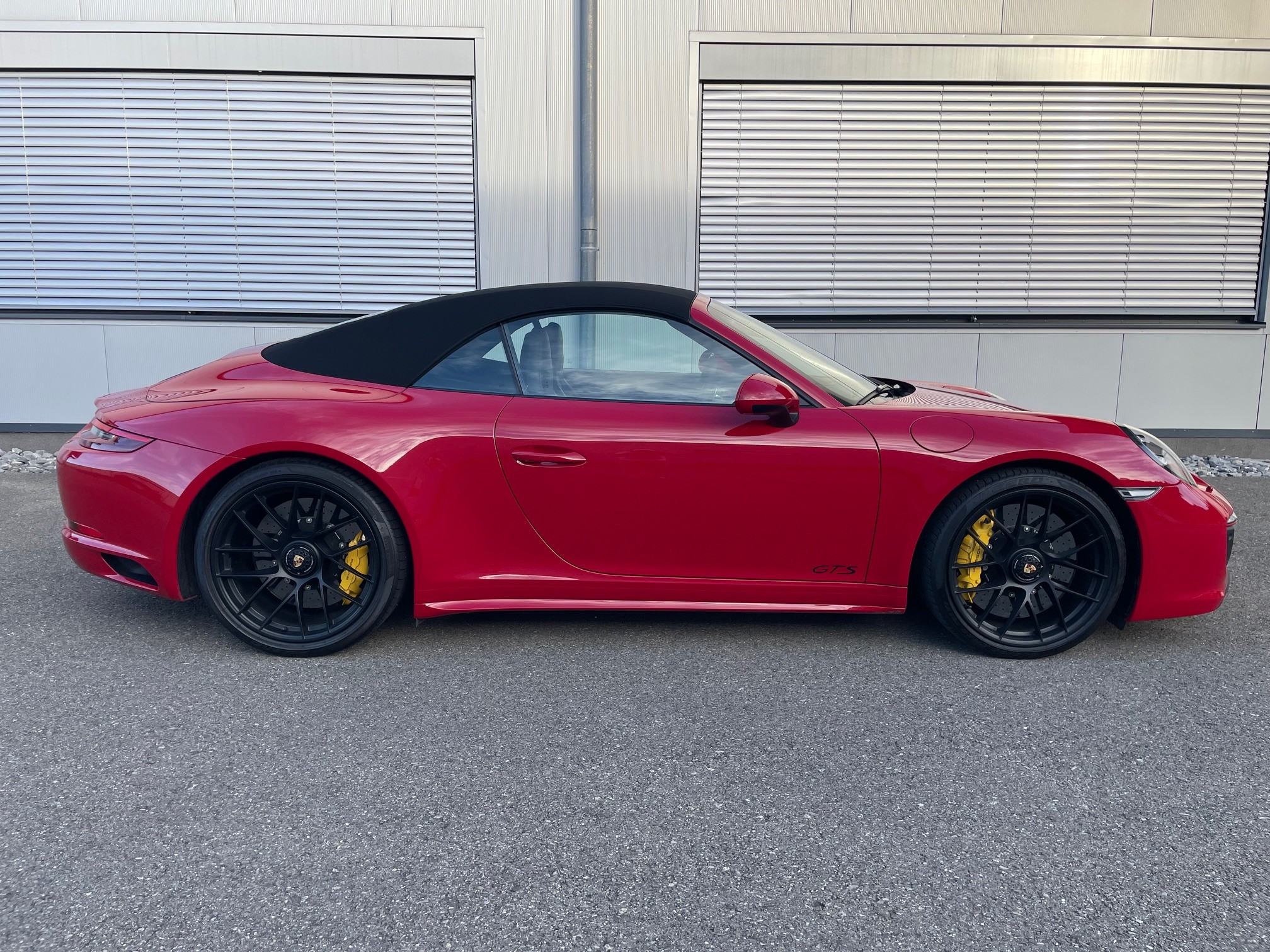 PORSCHE 911 Carrera 4 GTS Cabrio PDK