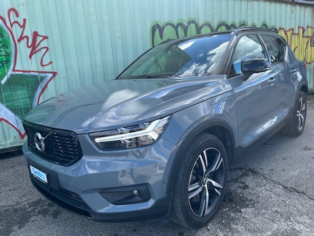 VOLVO XC40 T5 TwE R-Design Expression DCT