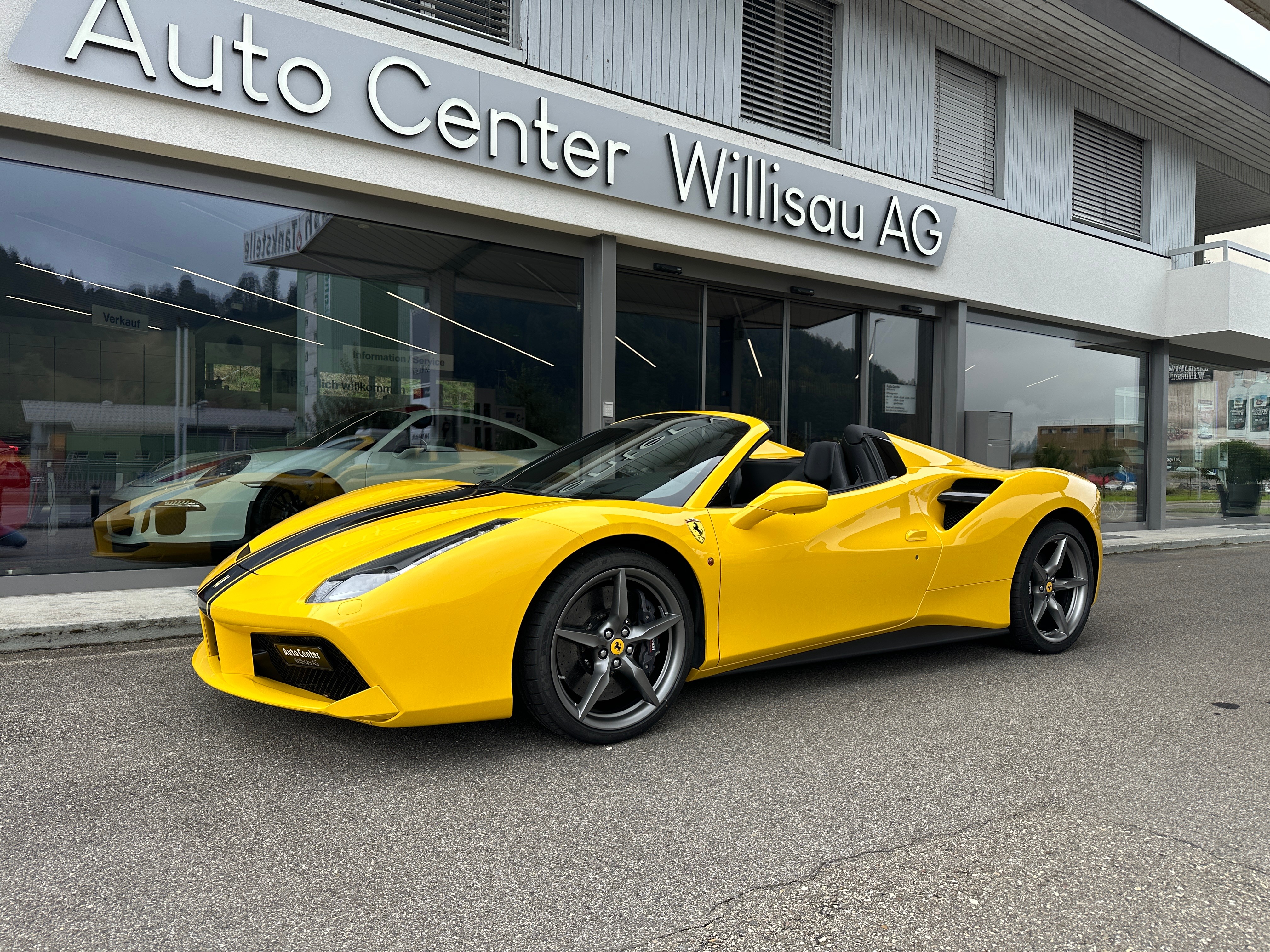 FERRARI 488 Spider 3.9 V8