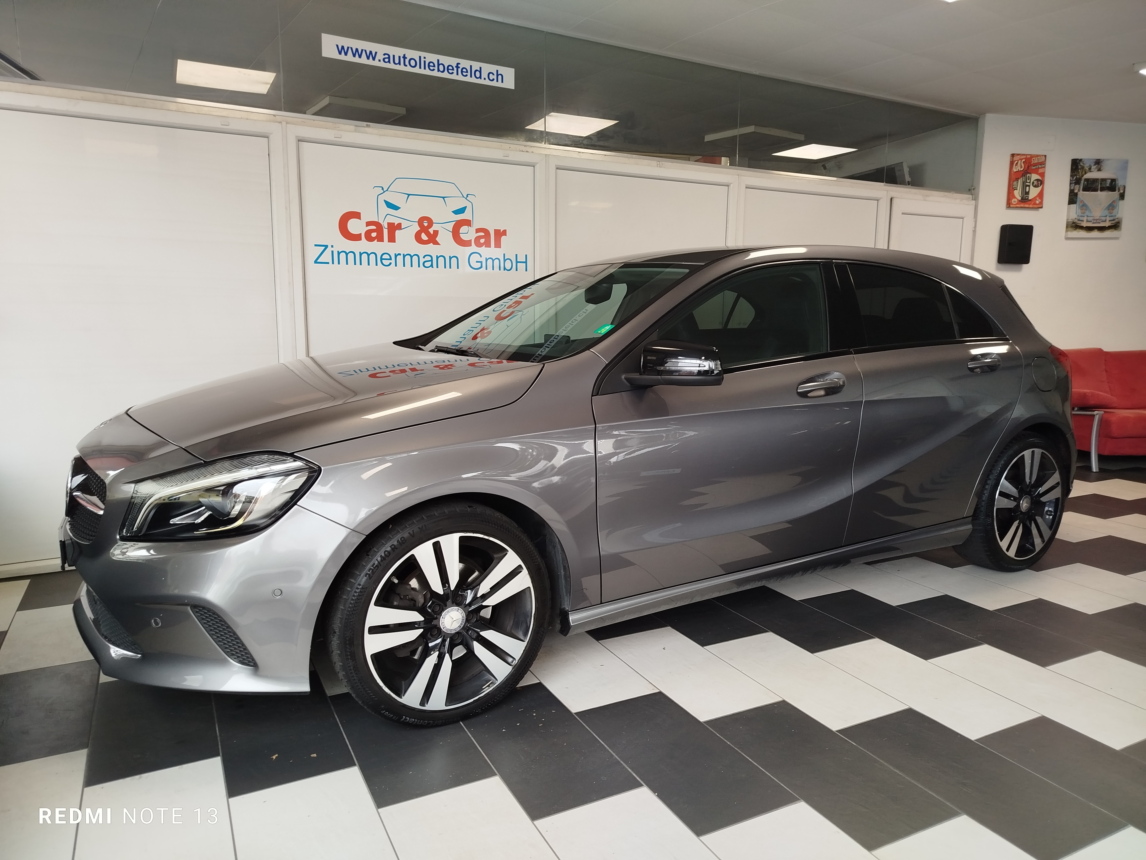 MERCEDES-BENZ A 200 Style 7G-DCT