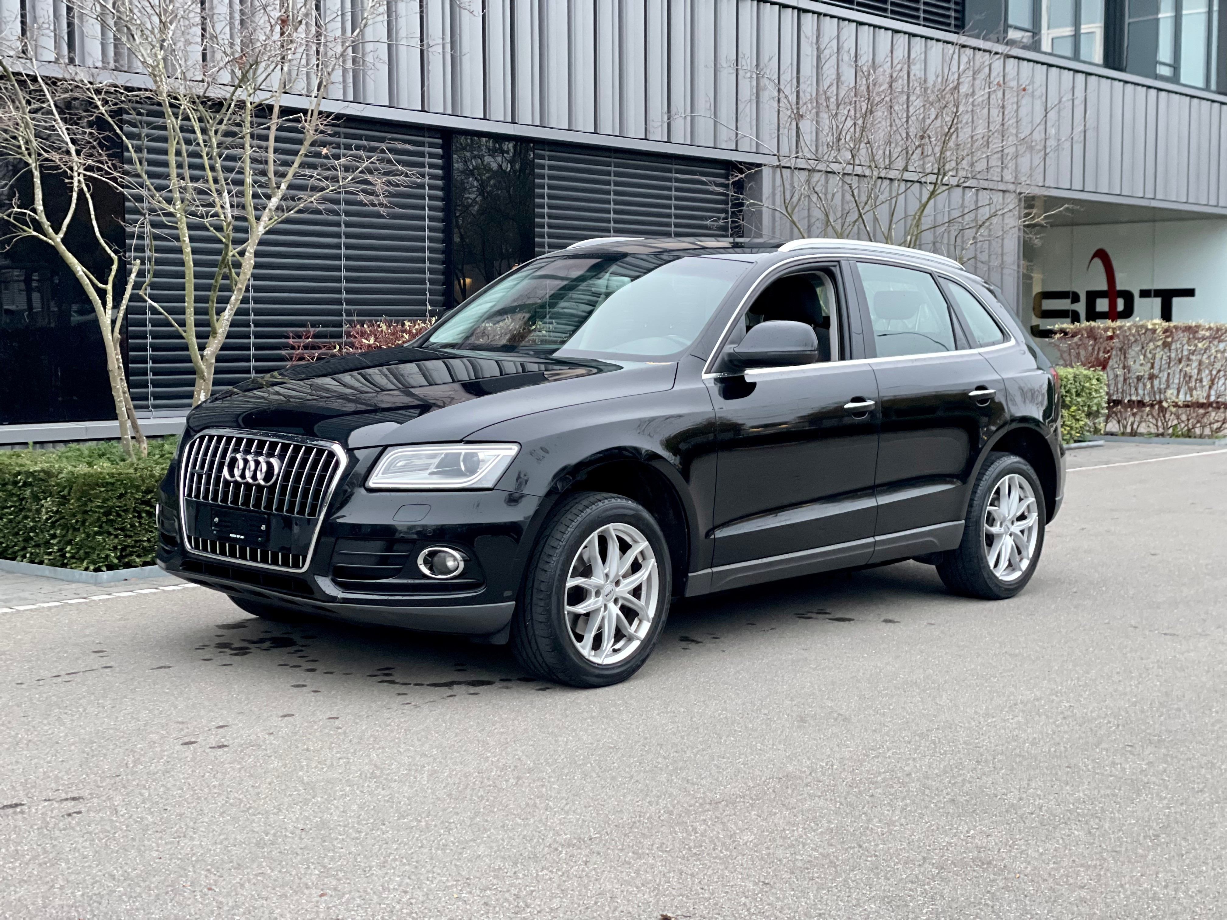 AUDI Q5 2.0 TDI quattro S-tronic