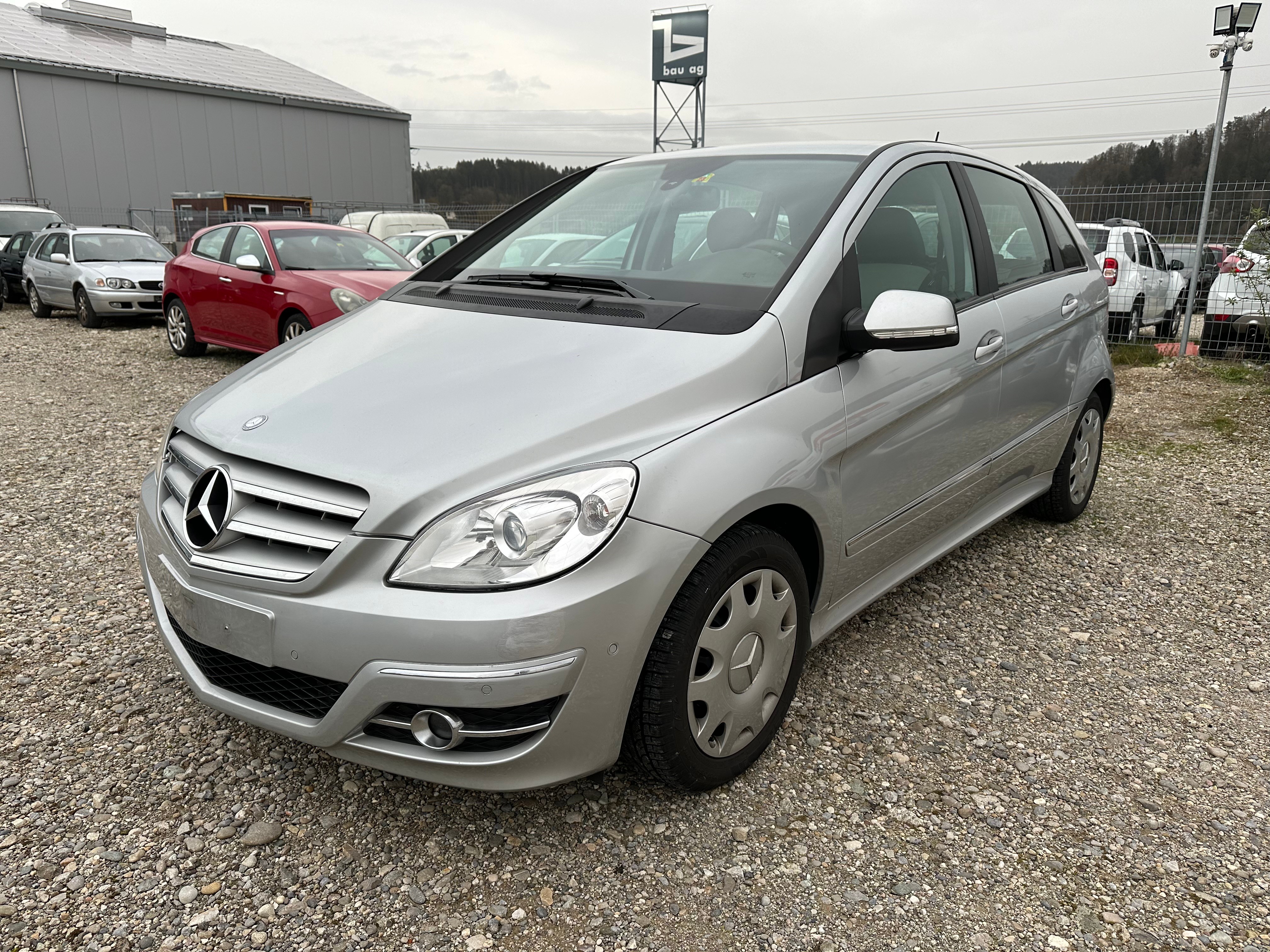 MERCEDES-BENZ B 180 My Star Autotronic