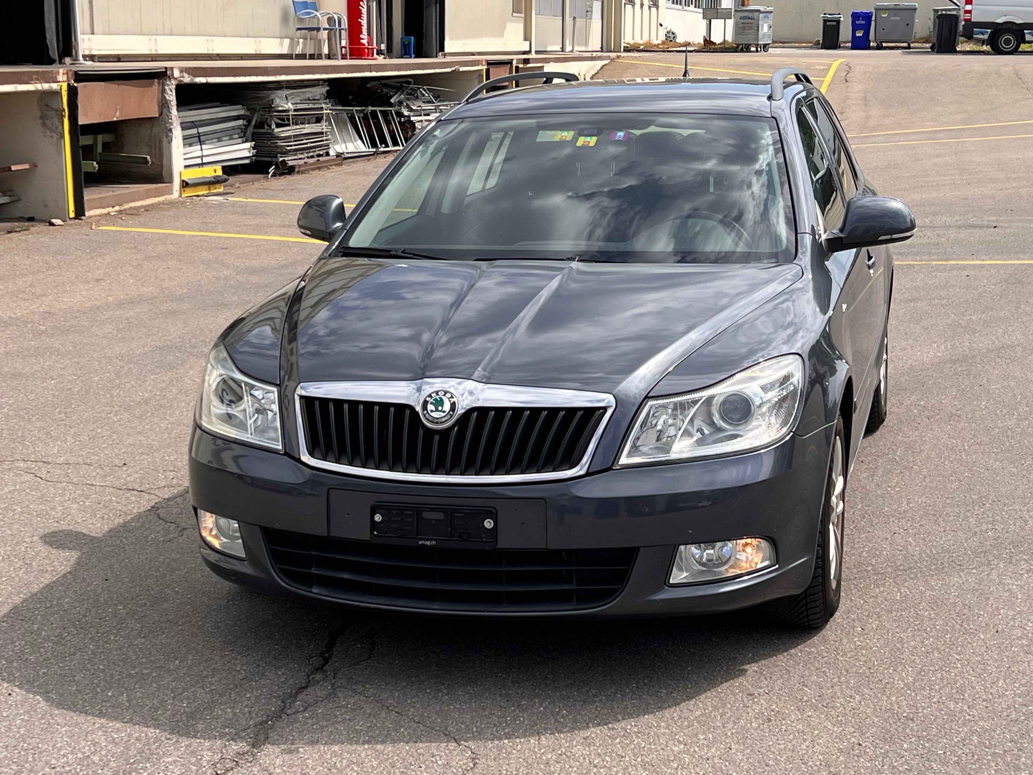 SKODA Octavia Combi 2.0 TDI Arosa 4x4 DSG