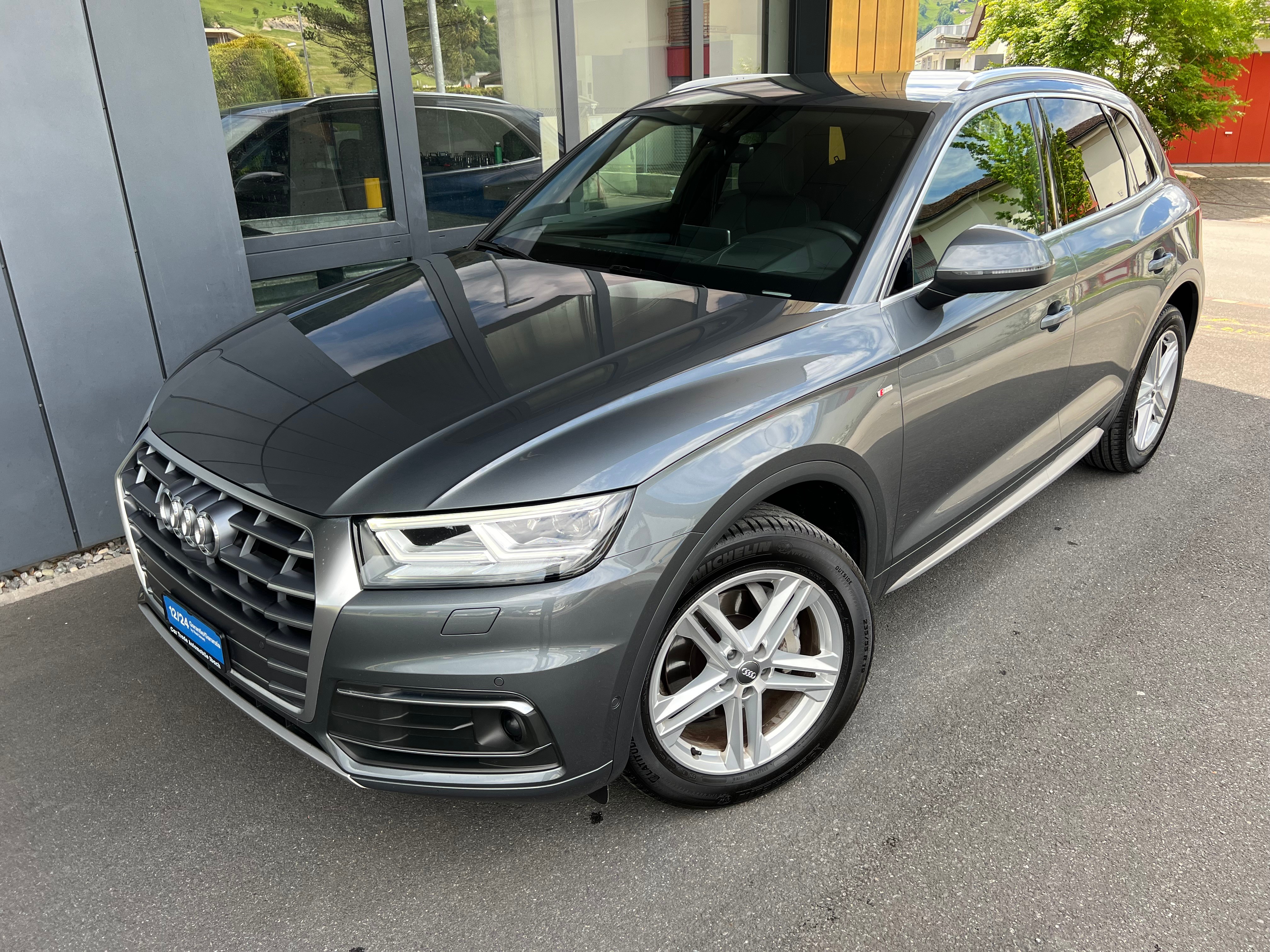 AUDI Q5 40 TDI sport quattro S-tronic