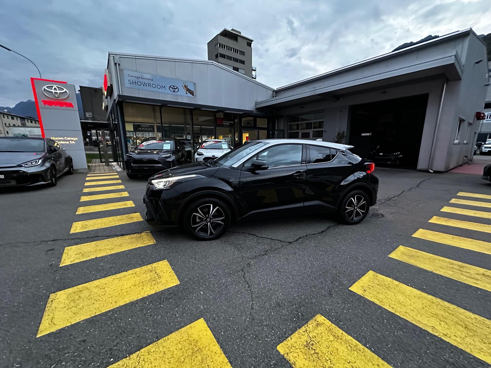 TOYOTA C-HR 2.0 VVTi HSD Move