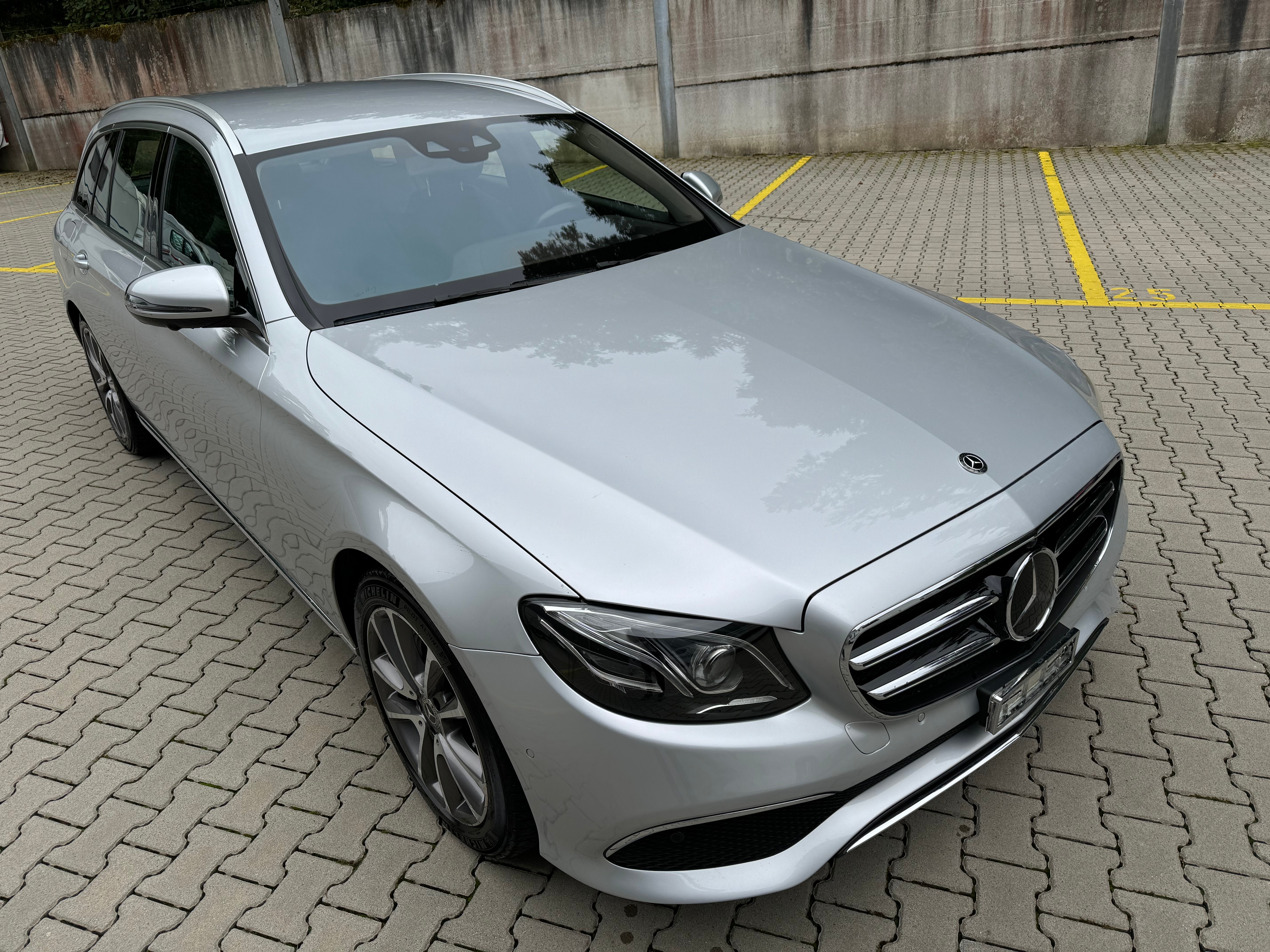 MERCEDES-BENZ E 450 Exclusive 4 Matic 9G-Tronic