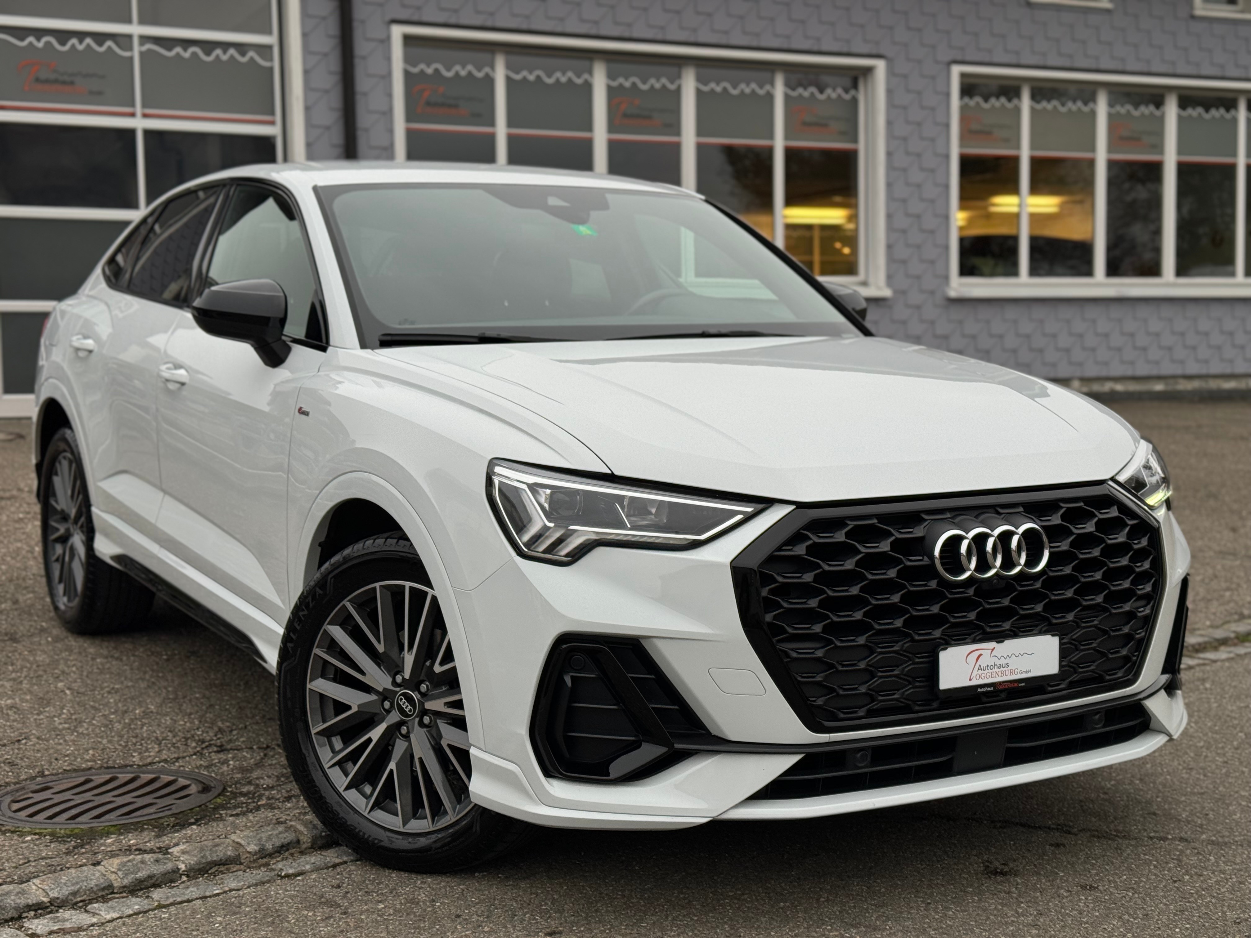 AUDI Q3 Sportback 35 TFSI S line *CH-Fahrzeug*