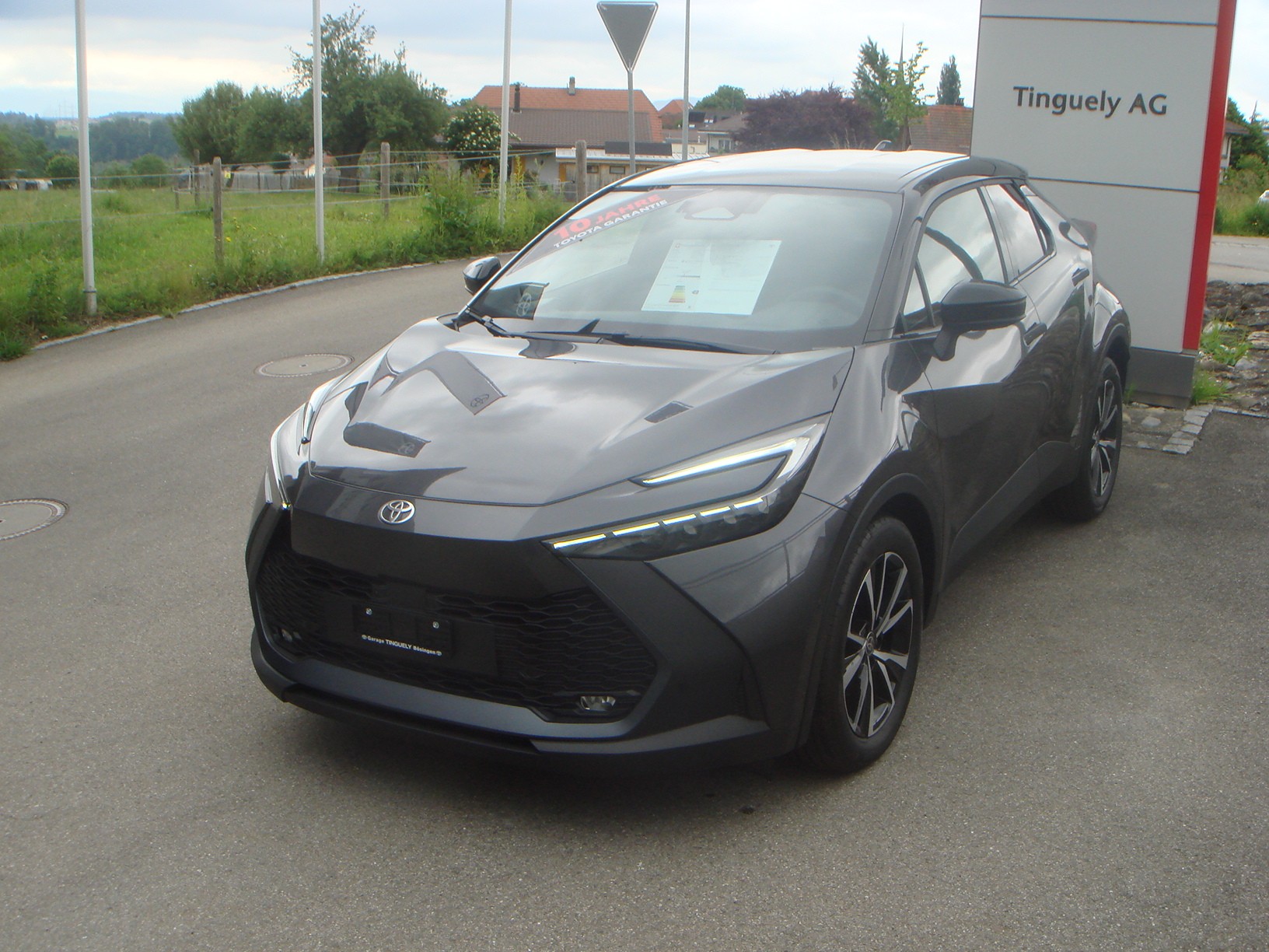 TOYOTA C-HR 2.0 PHEV CVT Trend