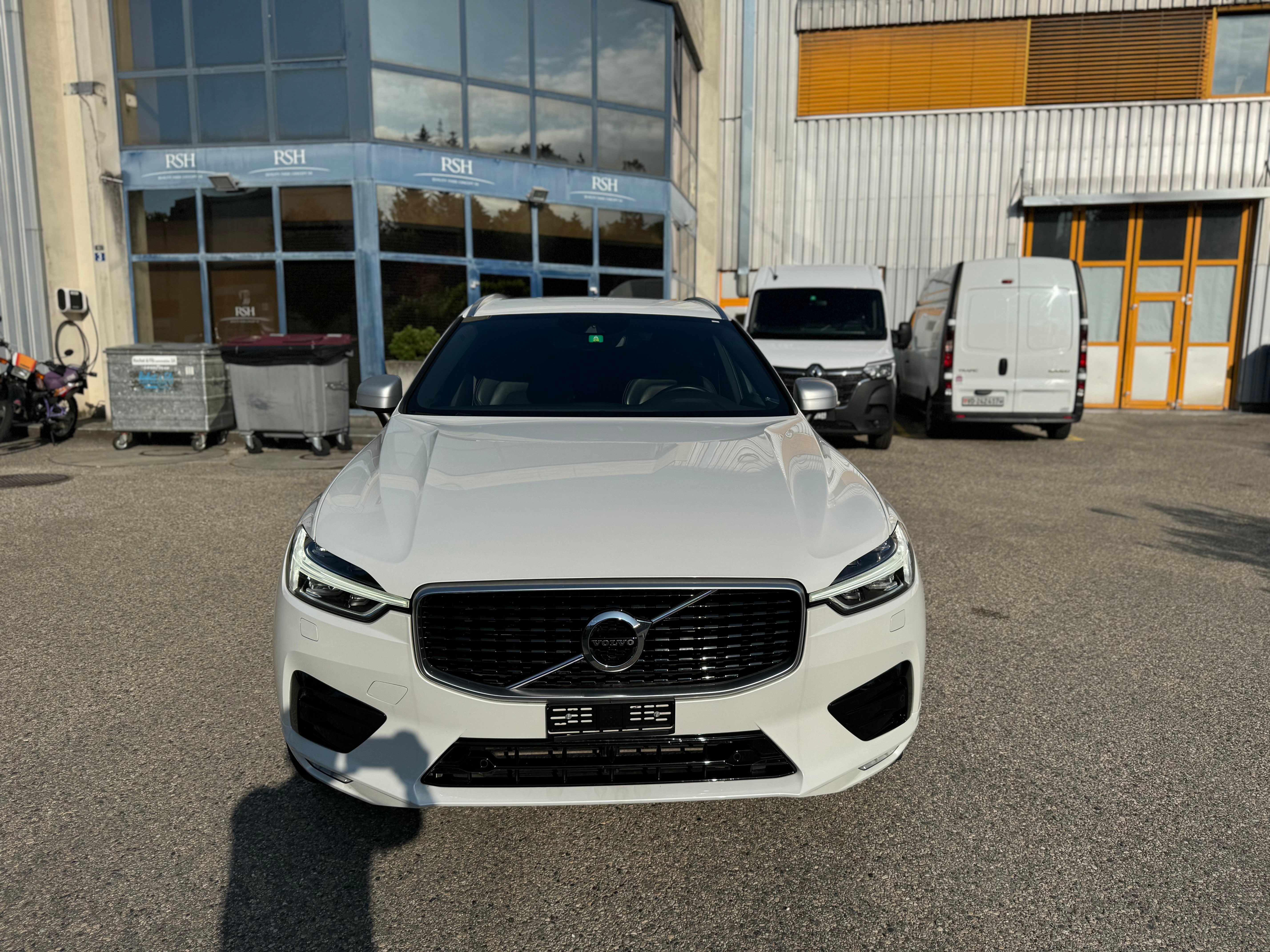 VOLVO XC60 D4 AWD R-Design Geartronic