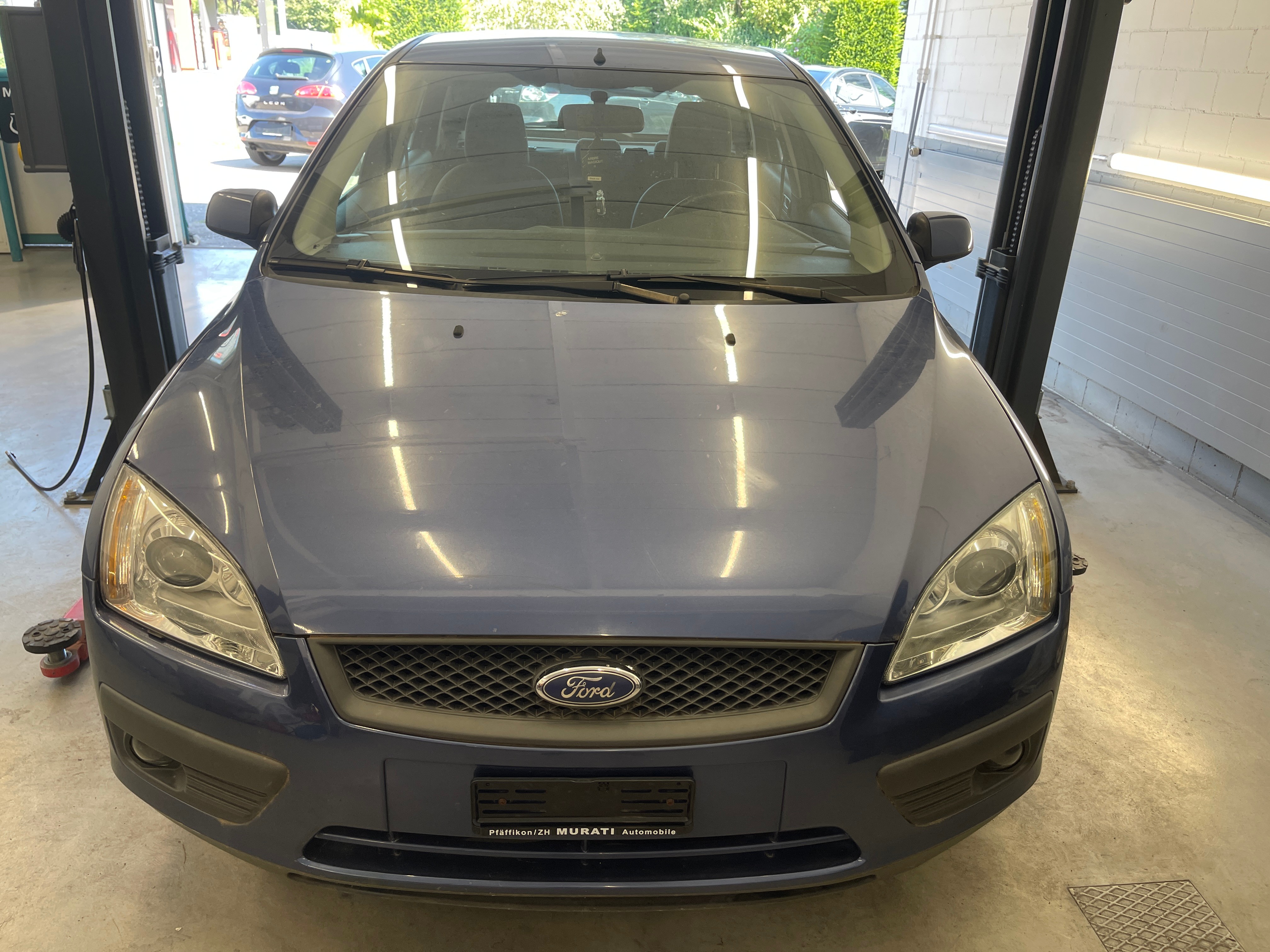 FORD Focus 1.8i Flexifuel Ghia