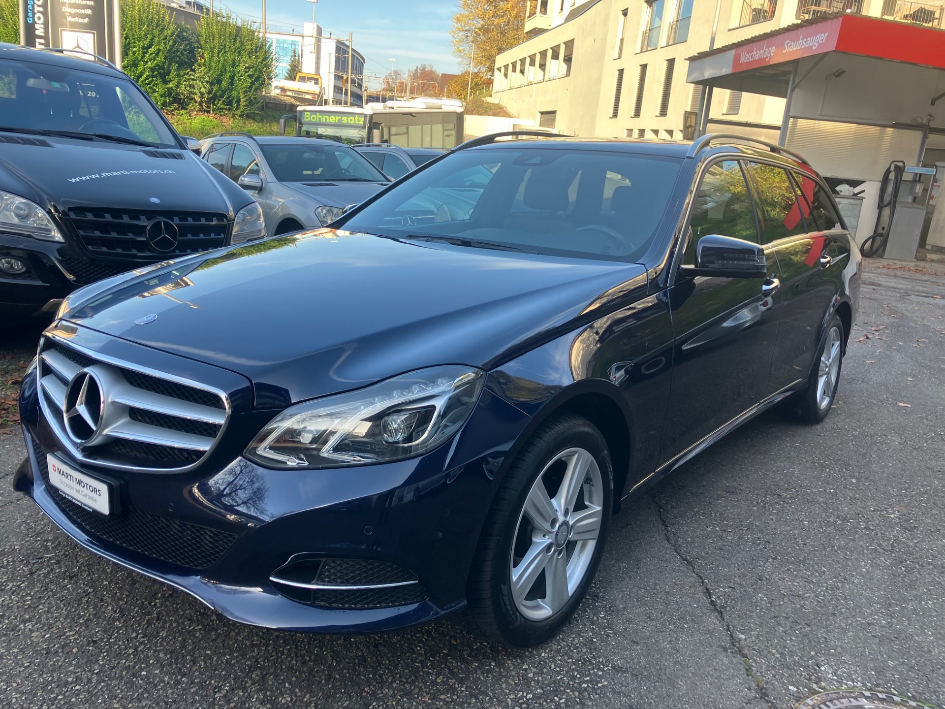 MERCEDES-BENZ E 250 BlueTEC Avantgarde 4Matic 7G-Tronic