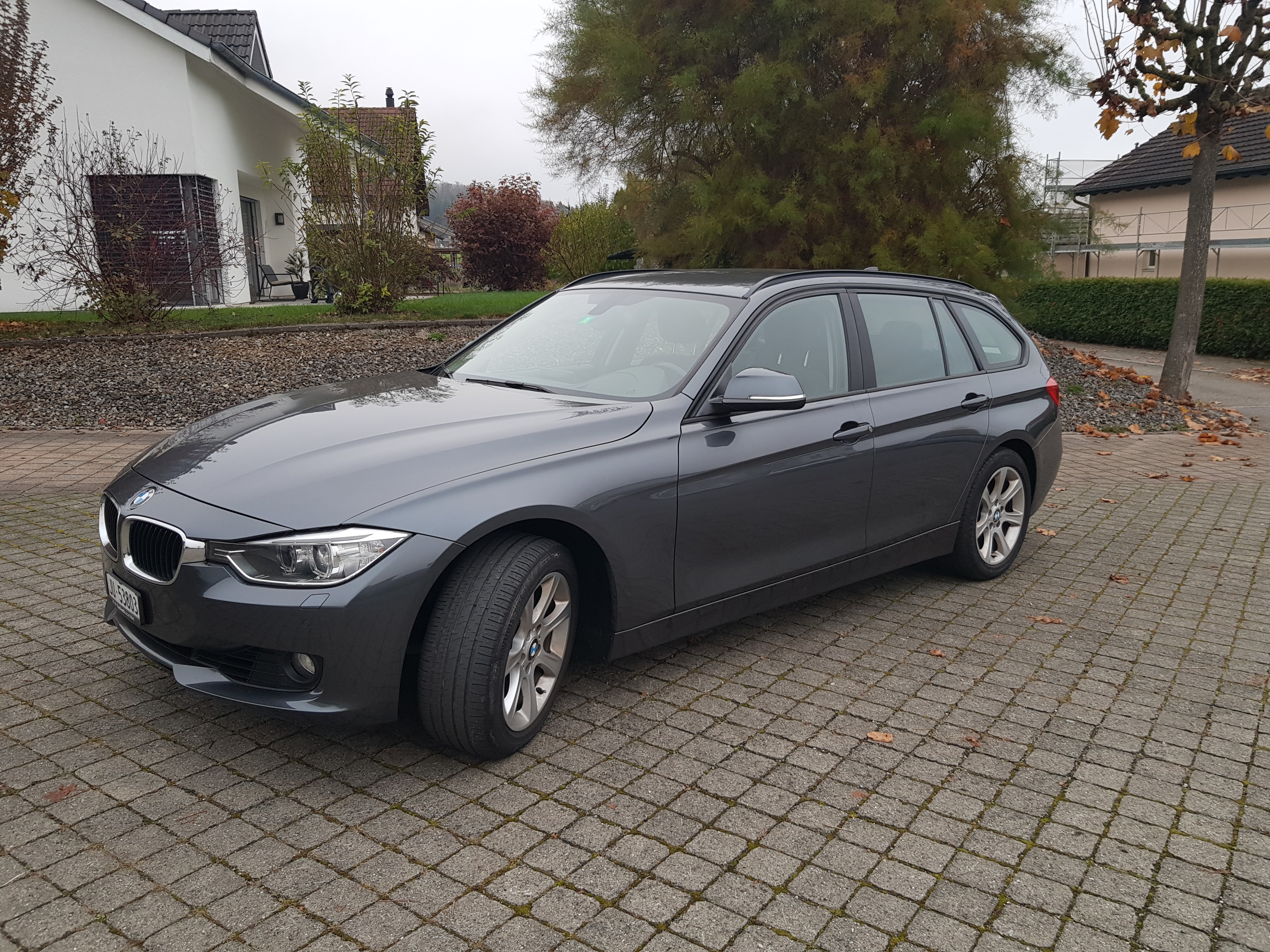 BMW 320i Touring