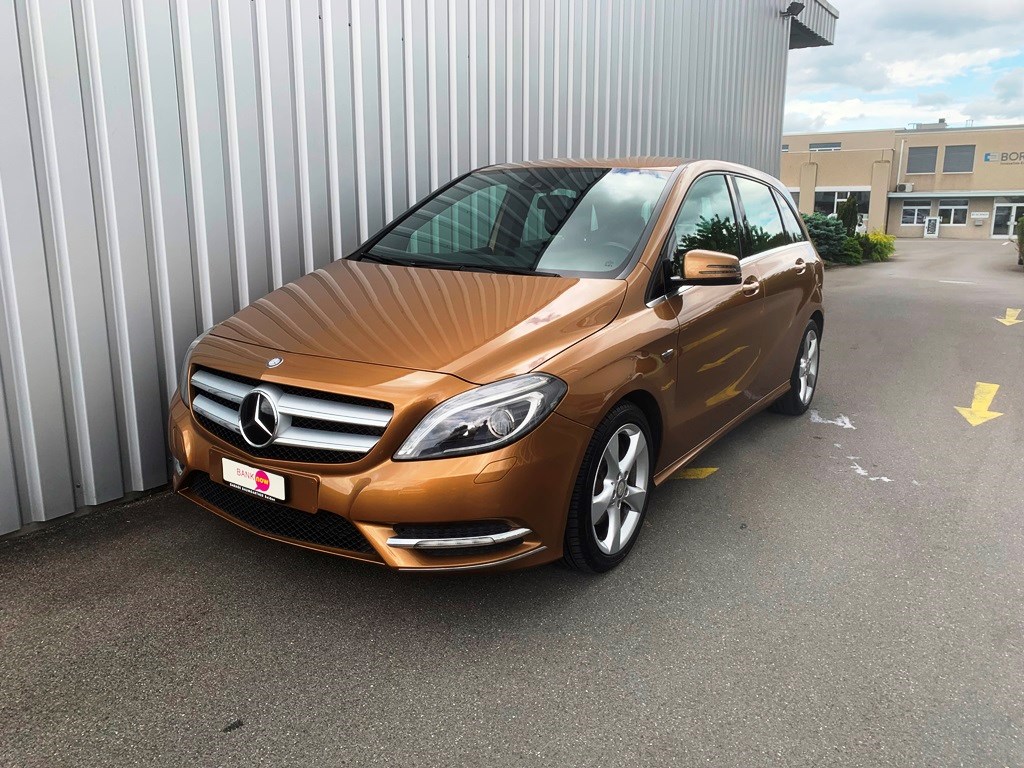 MERCEDES-BENZ B 200 CDI