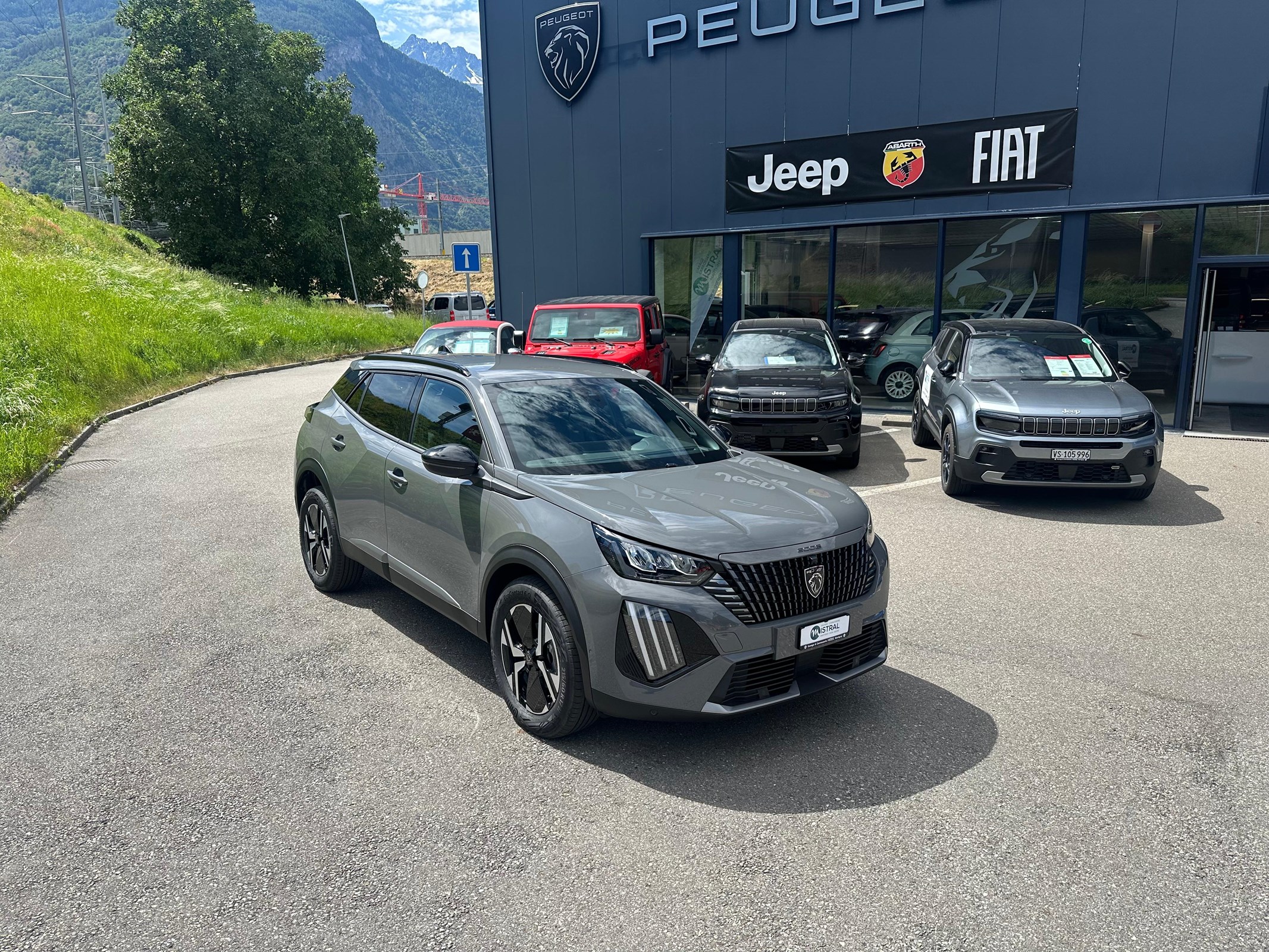 PEUGEOT 2008 1.2 PureTech 130 Allure Premium