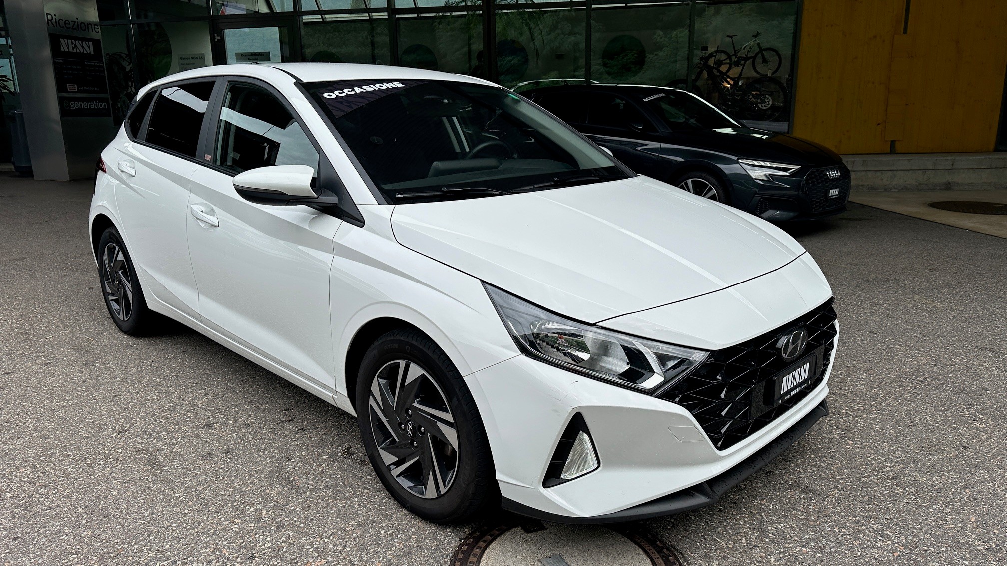 HYUNDAI i20 1.0 T-GDi Amplia DCT