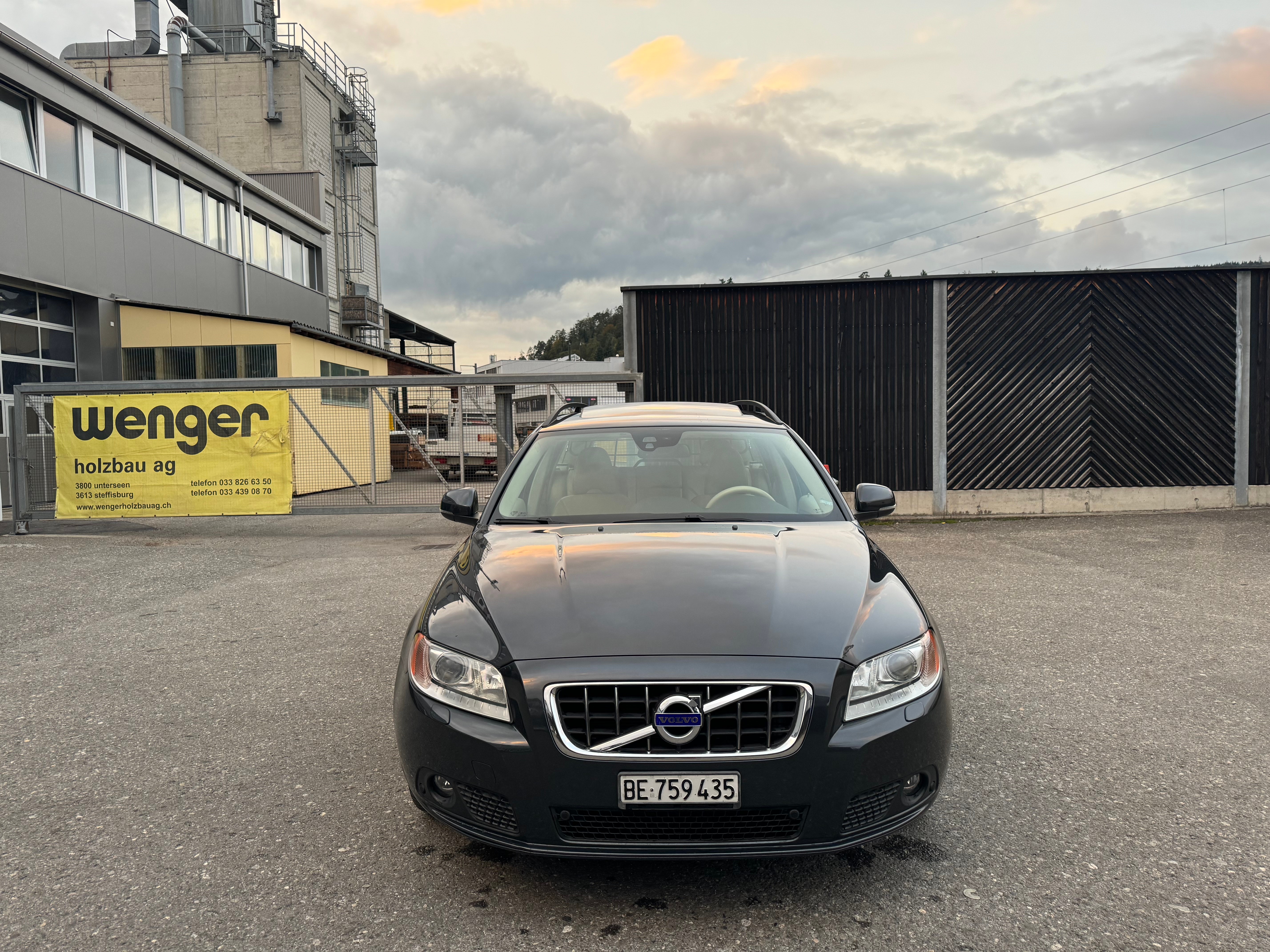 VOLVO V70 T6 AWD Summum Geartronic