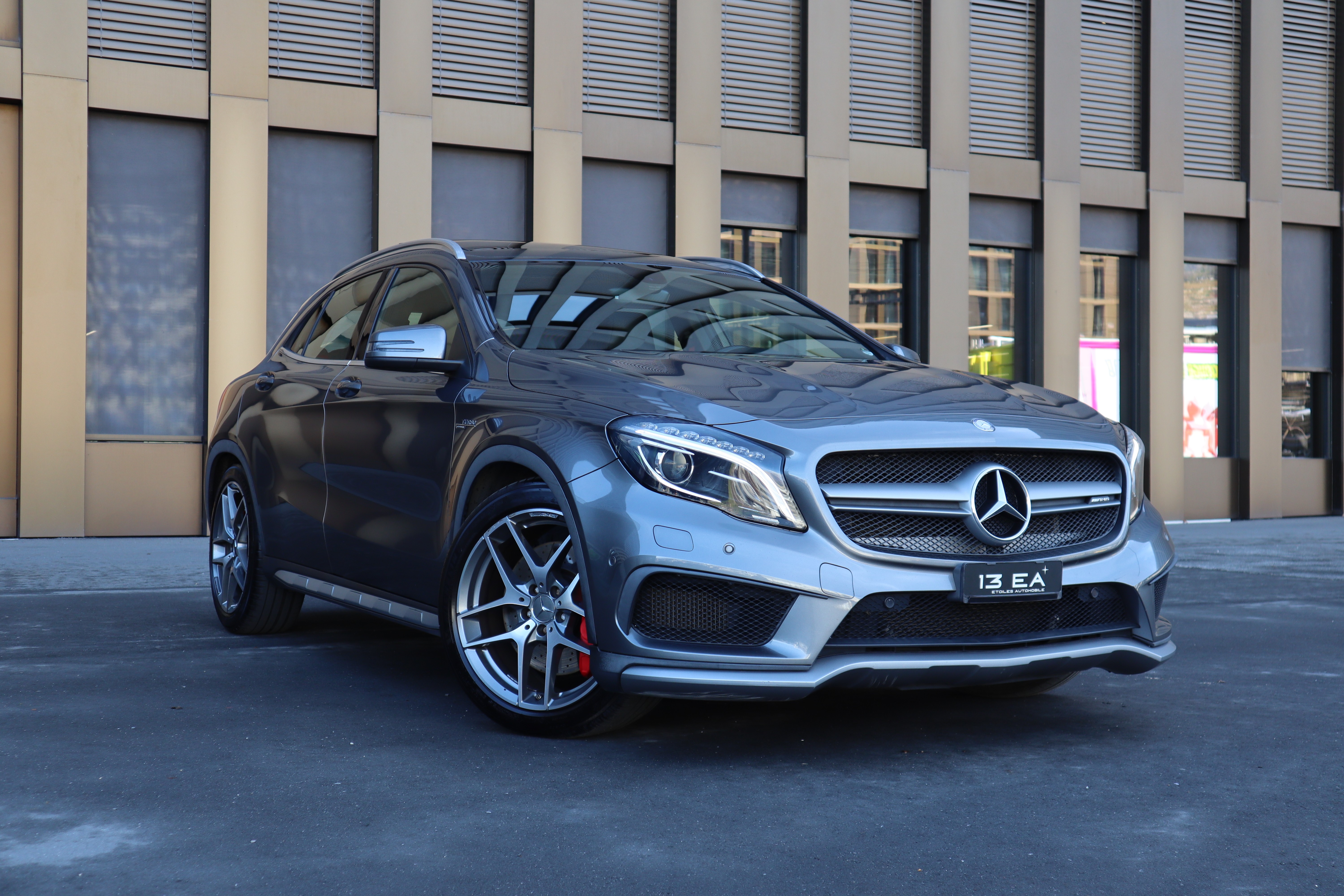 MERCEDES-BENZ GLA 45 AMG 4Matic 7G-DCT