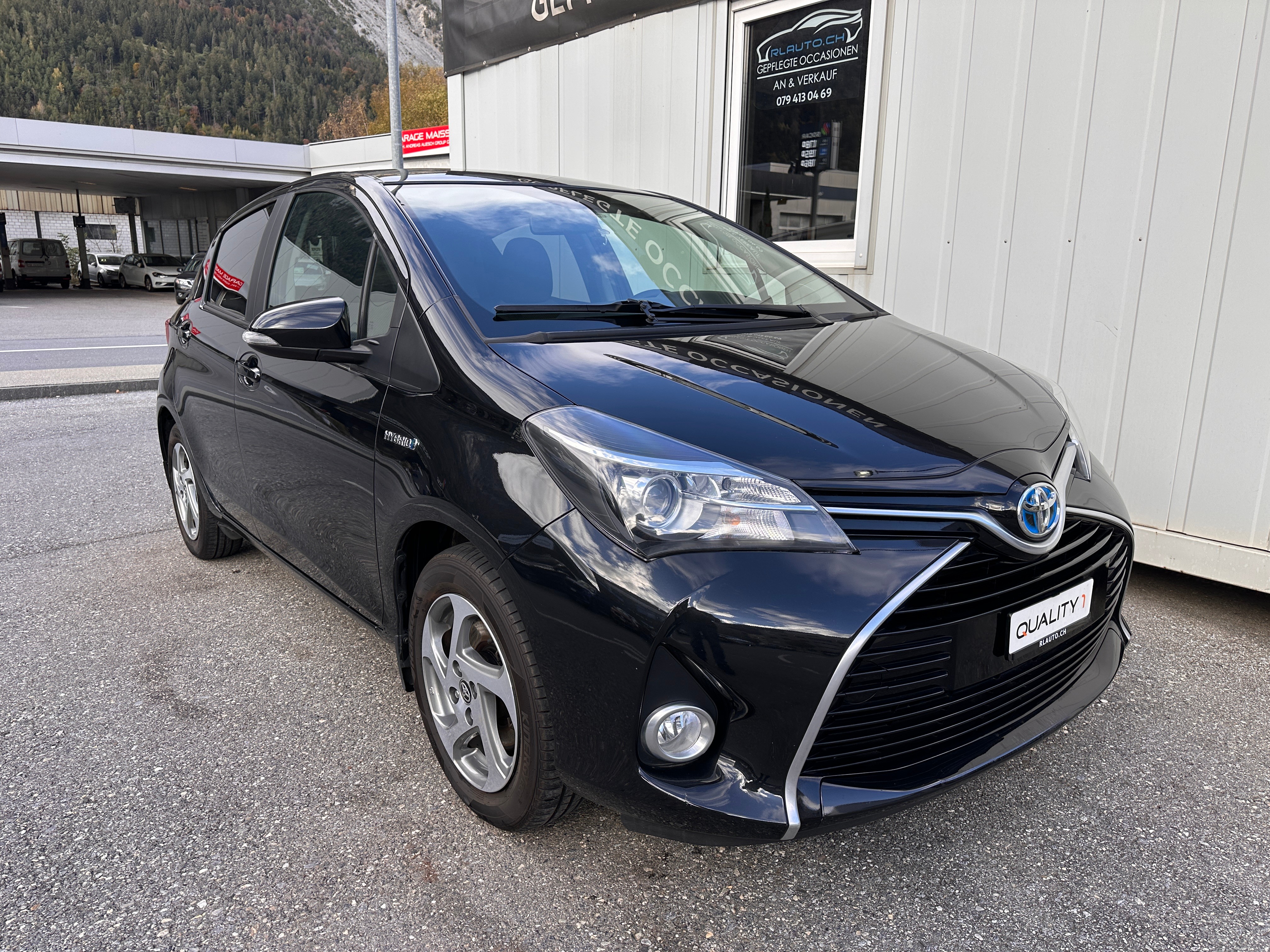 TOYOTA Yaris 1.5 VVT-i Hybrid Luna e-CVT