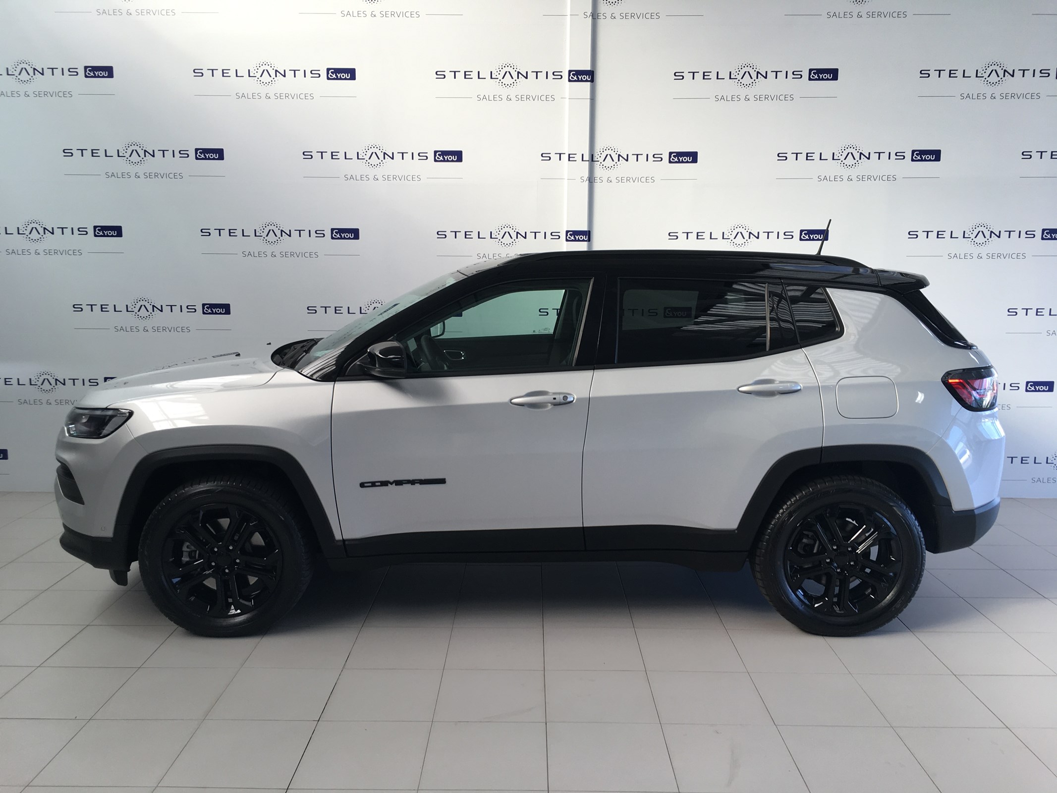 JEEP Compass 1.3 T PHEV Night Eagle AWD