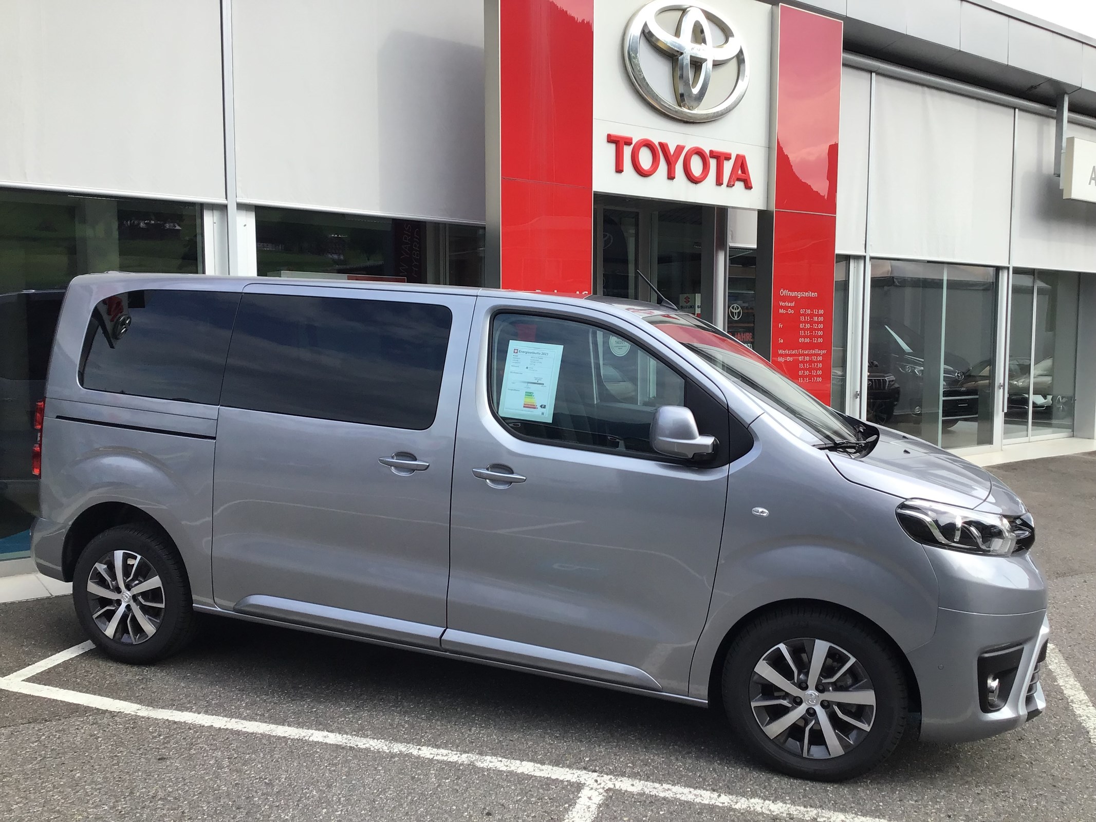 TOYOTA Proace Verso 2.0 D-4D Trend Medium Automatic