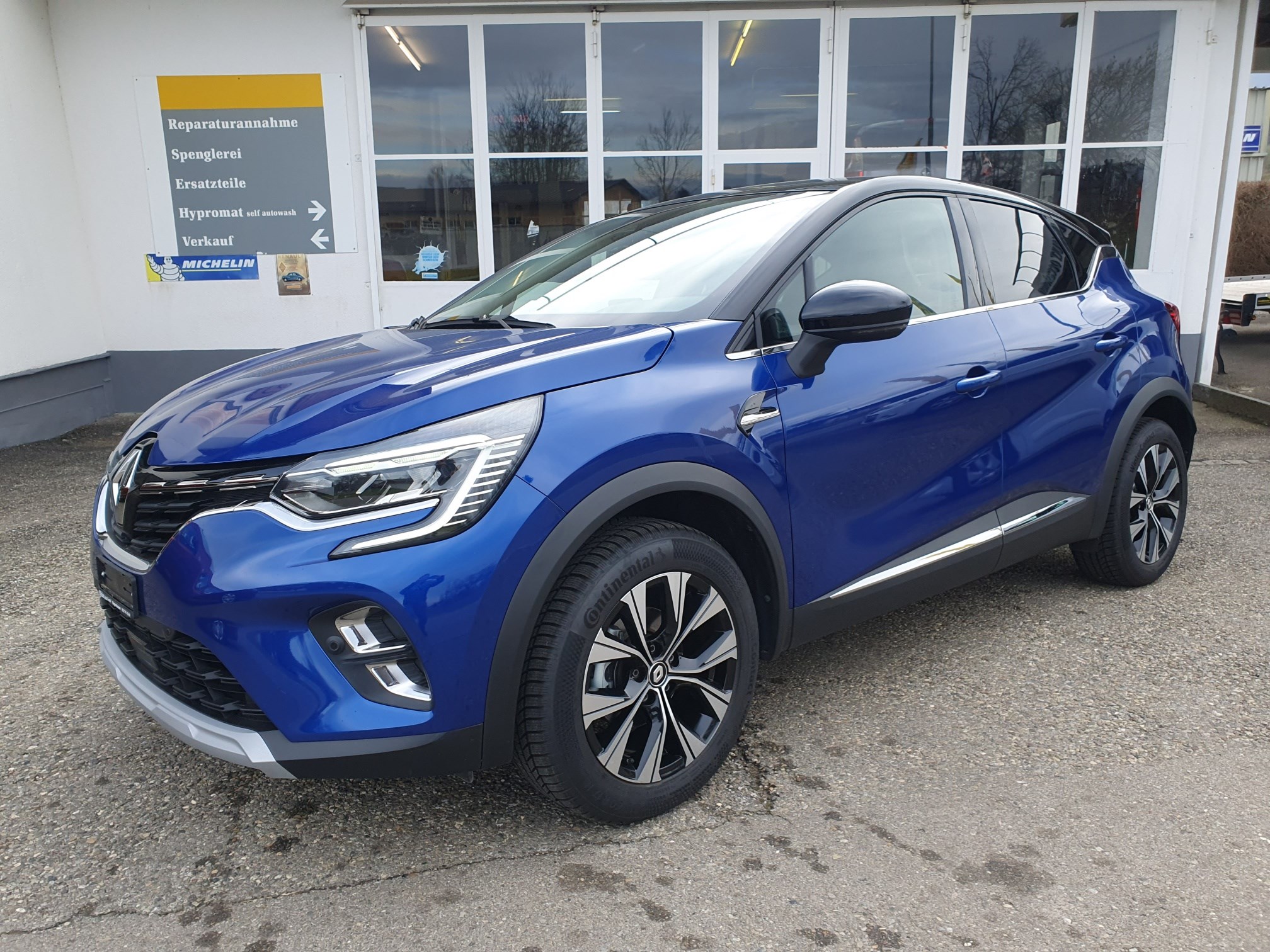 RENAULT Captur 1.3 TCe Techno EDC