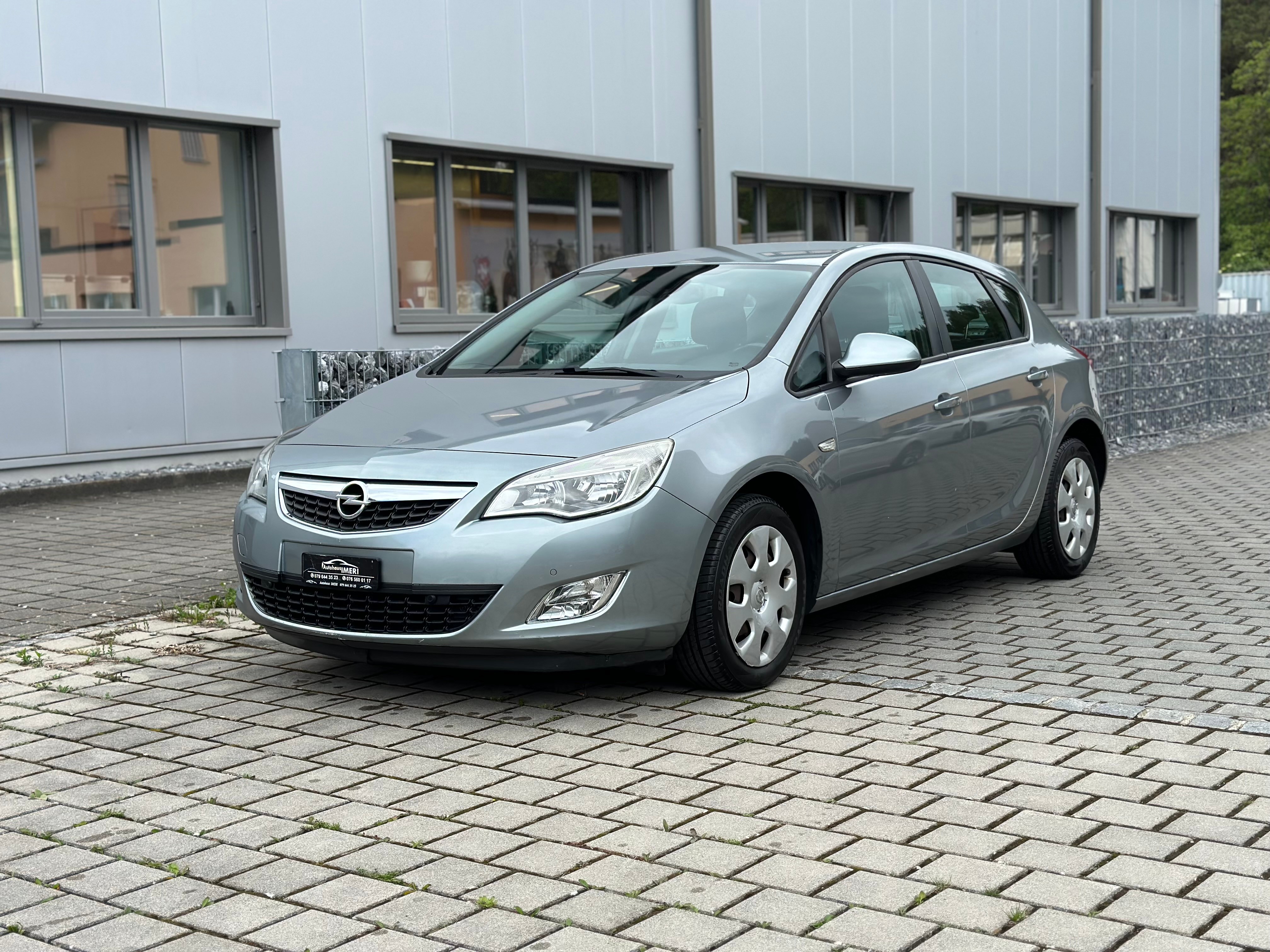 OPEL Astra 1.6i 16V Automatic