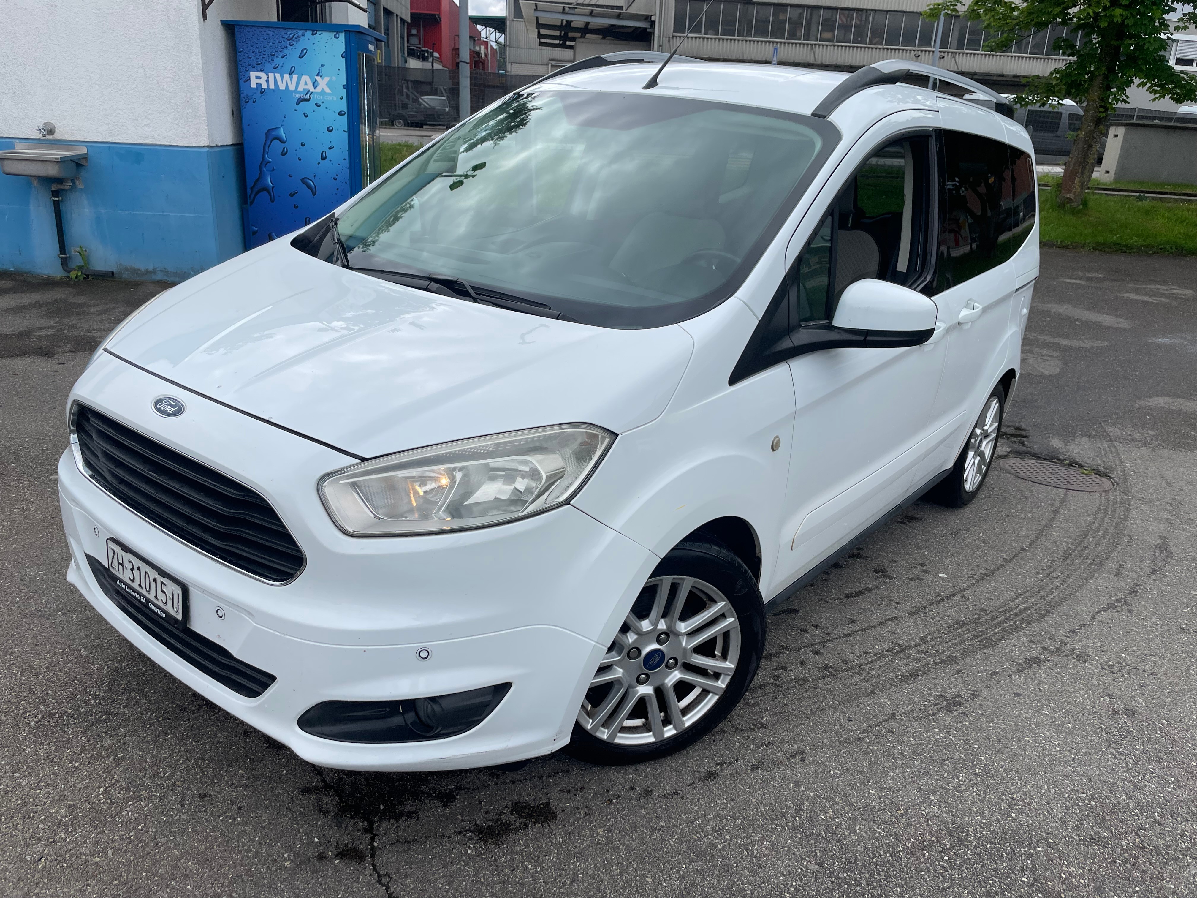 FORD Tourneo Courier 1.0 SCTi Ambiente