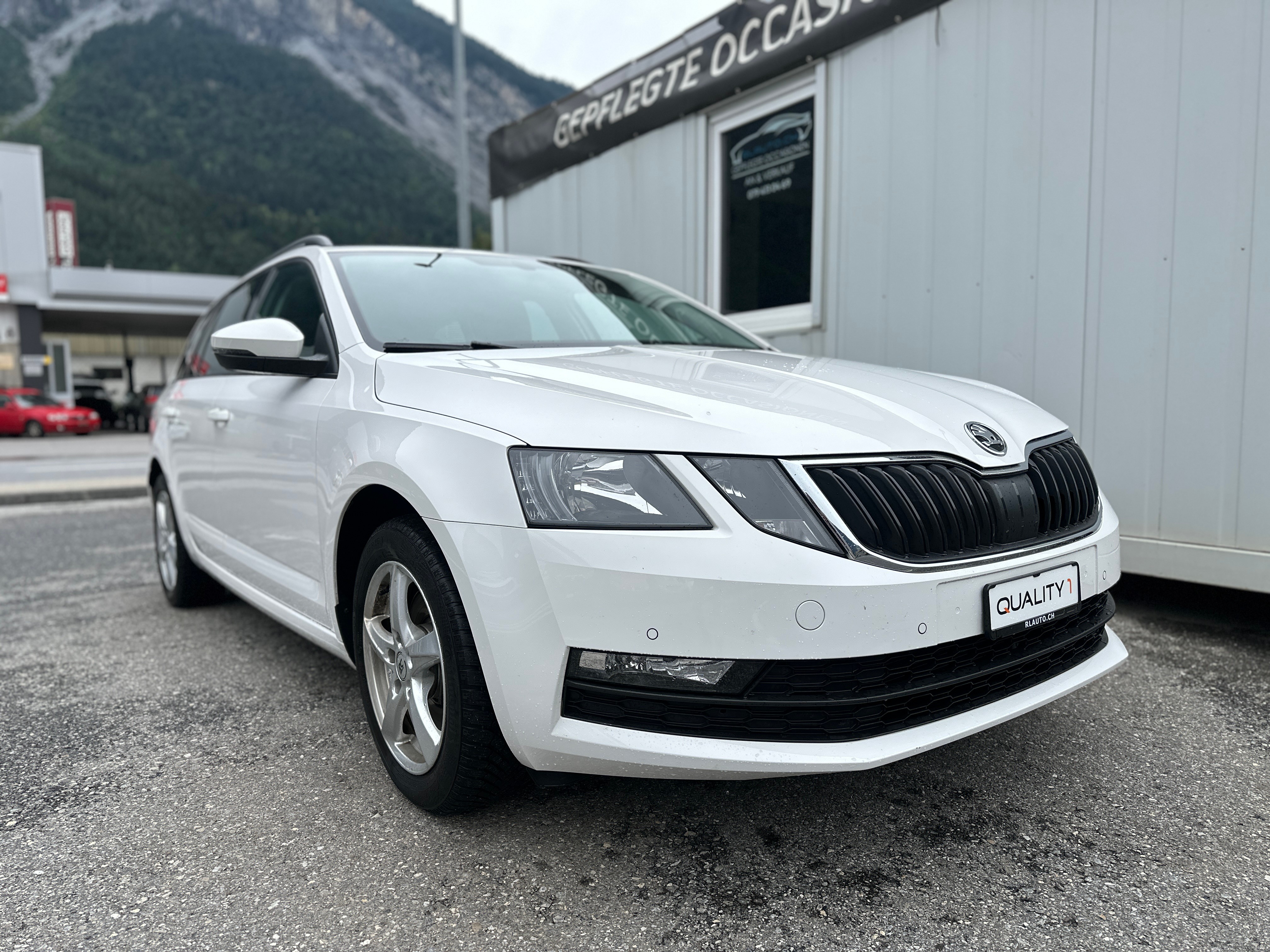 SKODA Octavia Combi 1.8 TSI Ambition SWISS 4x4 DSG