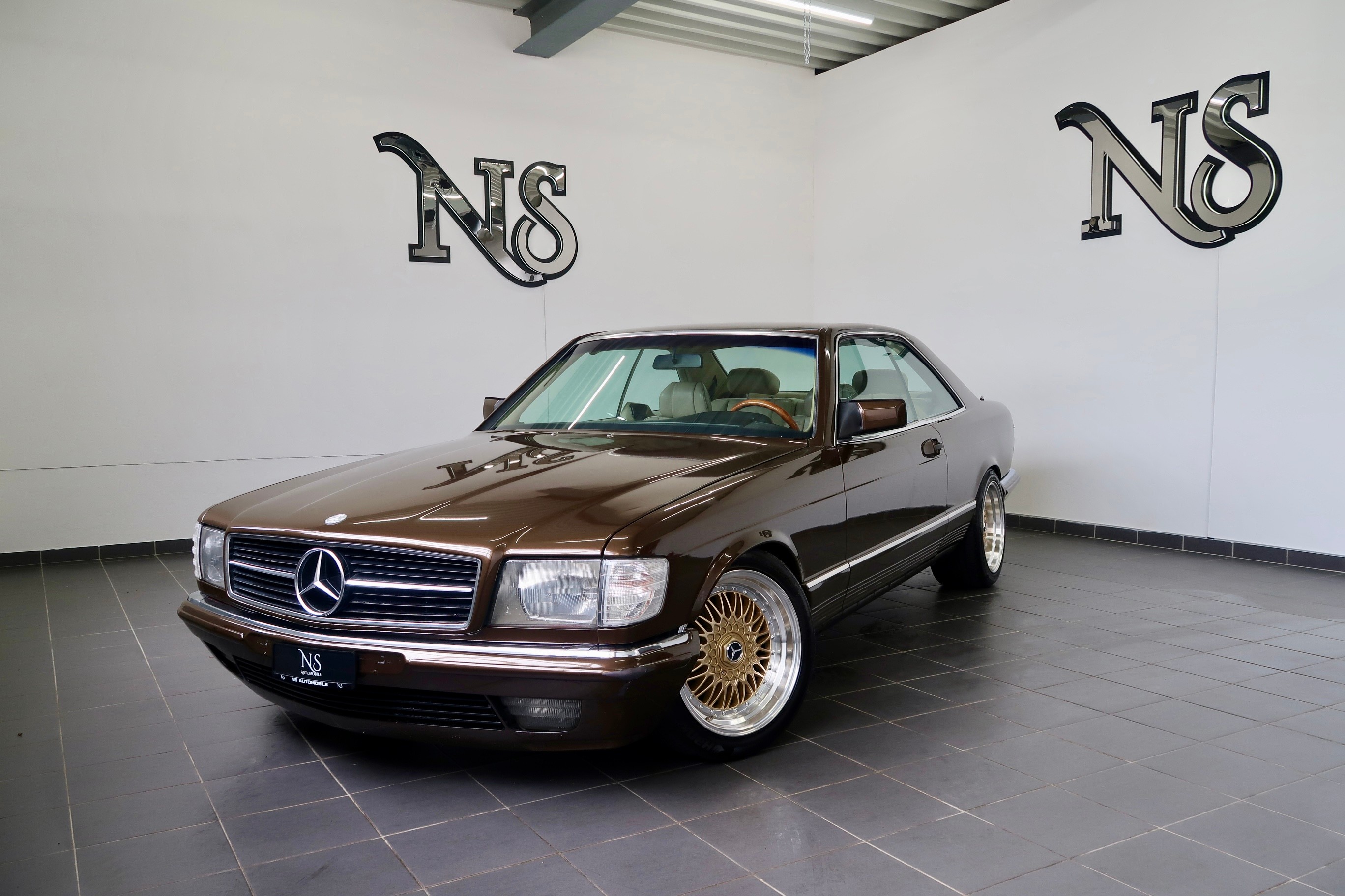 MERCEDES-BENZ 380 SEC Automatic ** UNIKAT **