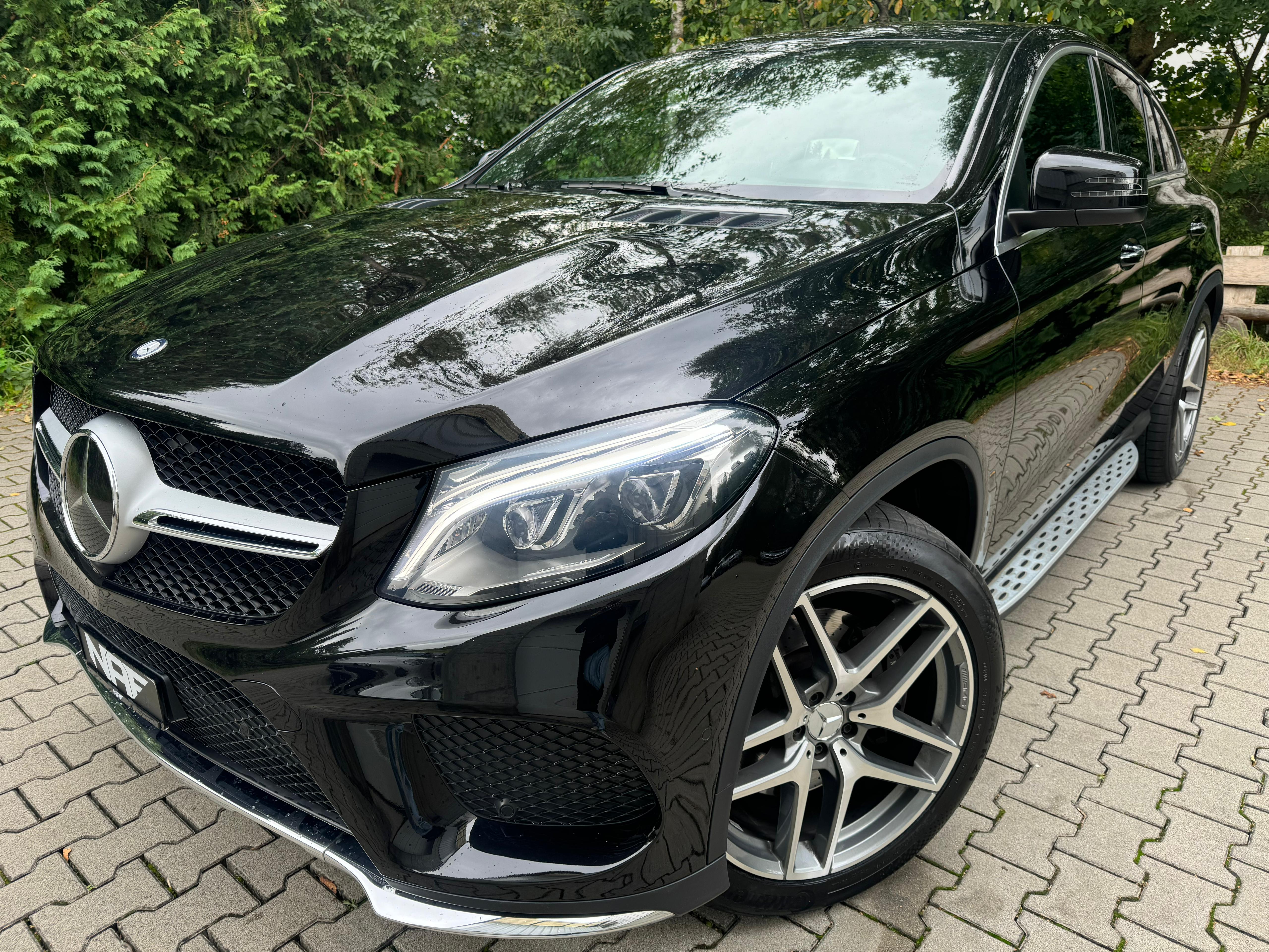 MERCEDES-BENZ GLE Coupé 400 4Matic AMG Line 9G-Tronic