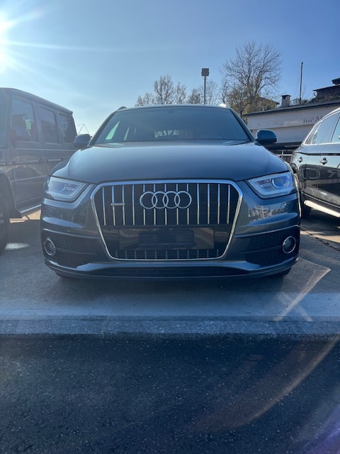 AUDI Q3 2.0 TDI quattro S-tronic