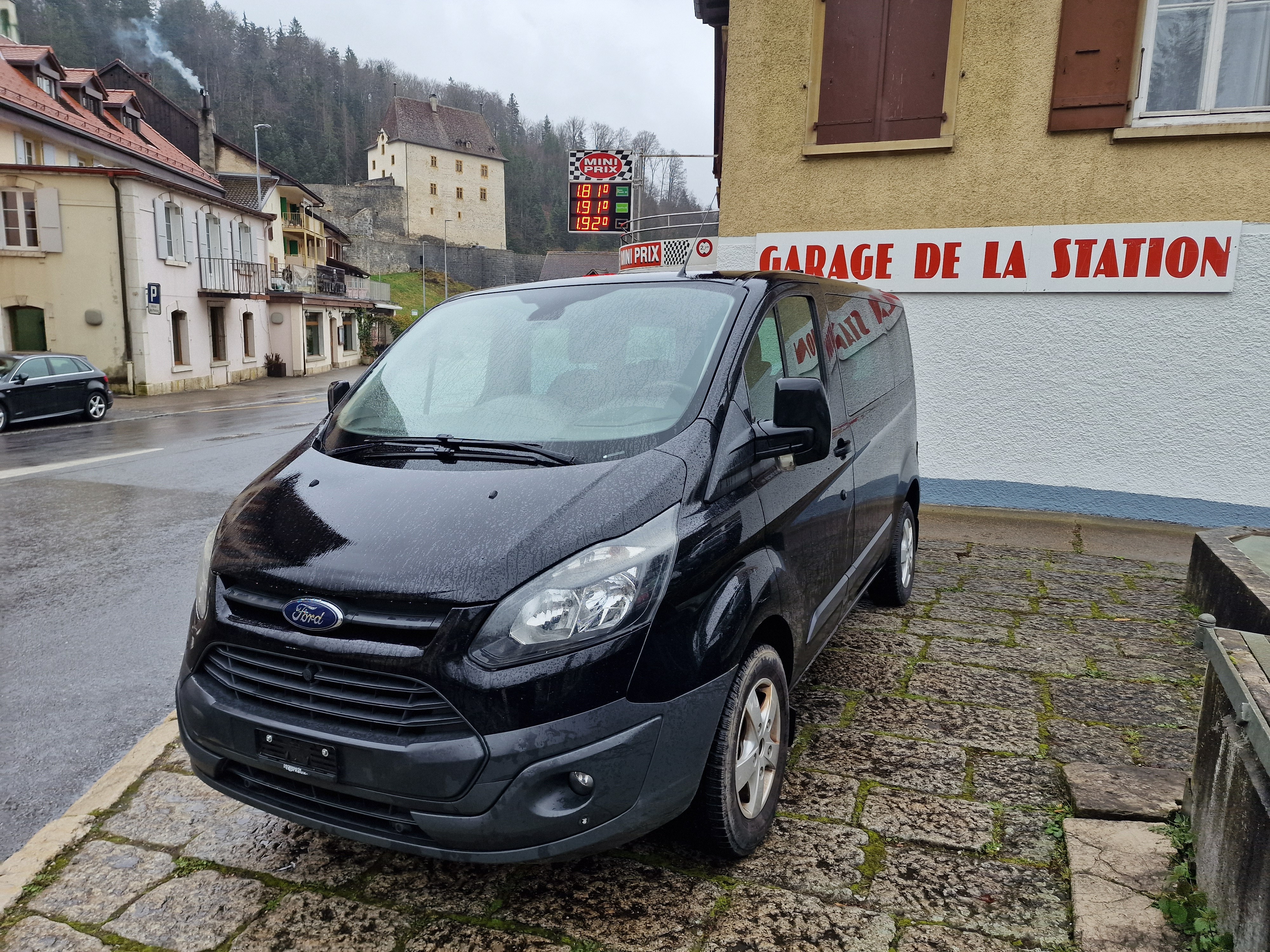 FORD Transit Custom 300 L1H1 Ambiente