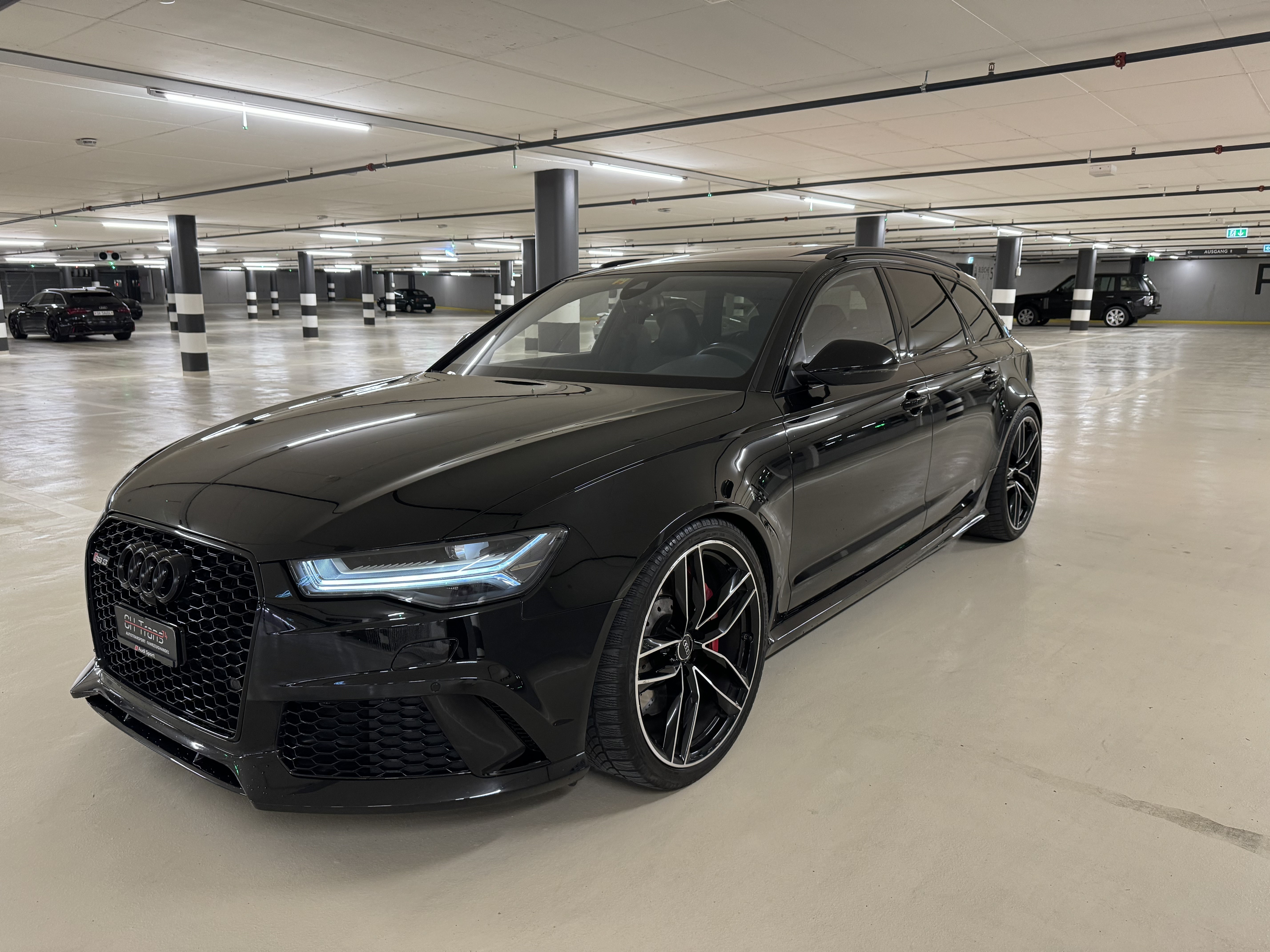 AUDI RS6 Avant 4.0 TFSI V8 quattro Tiptronic